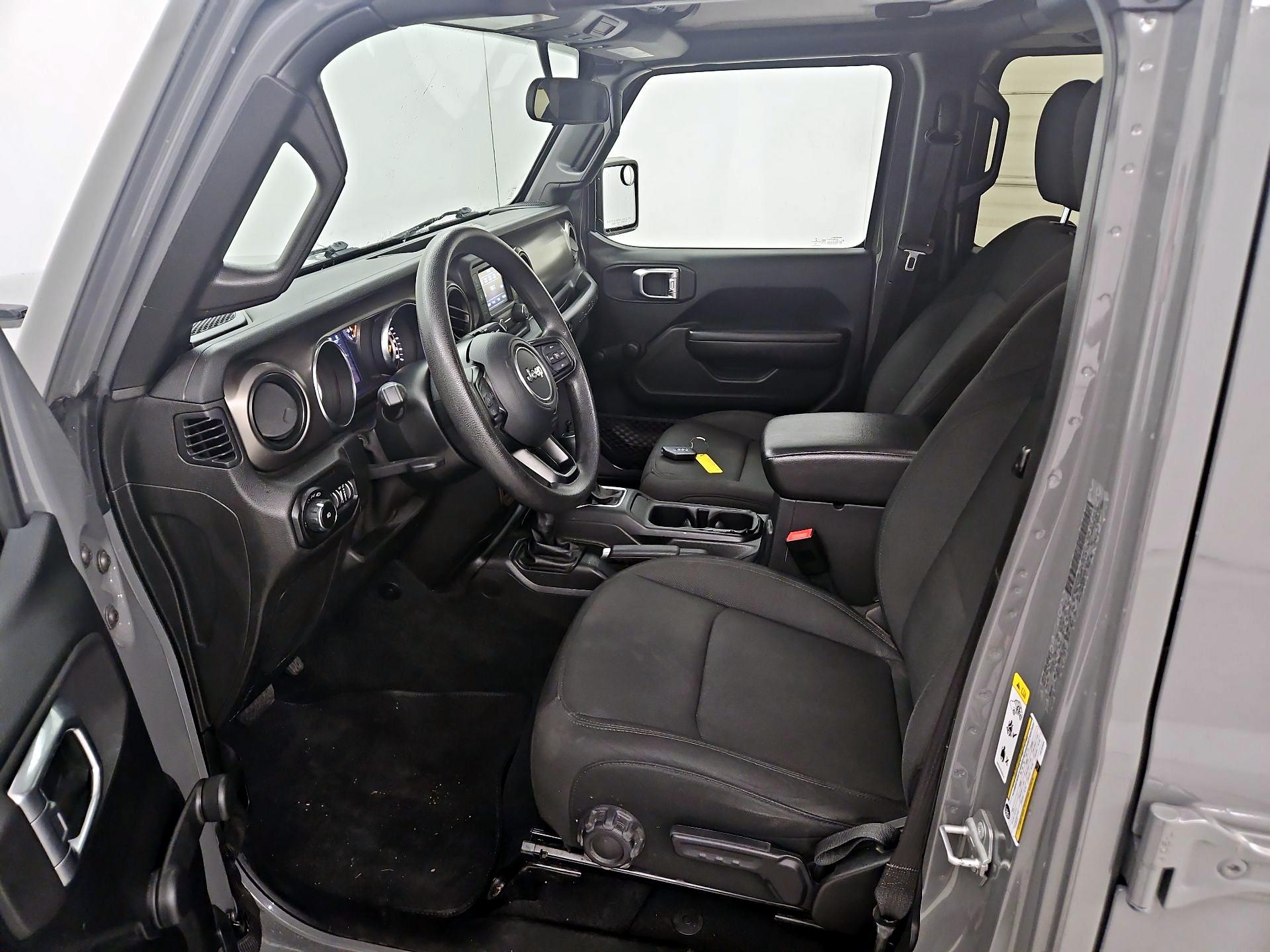 Thumbnail: 2020 Jeep Wrangler - 11