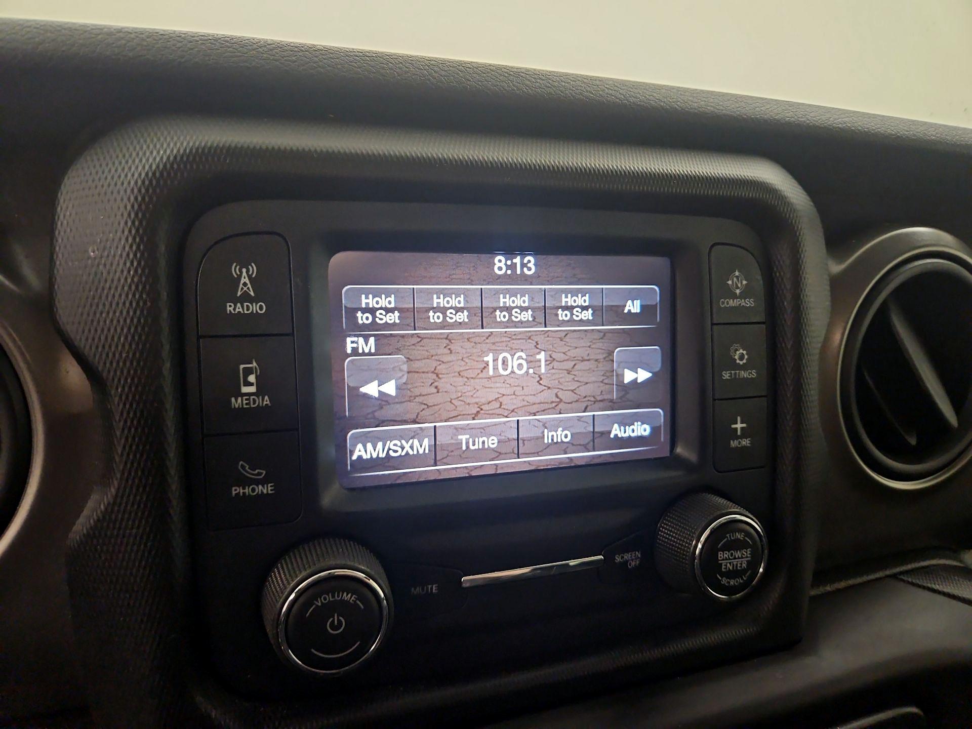 Thumbnail: 2020 Jeep Wrangler - 15