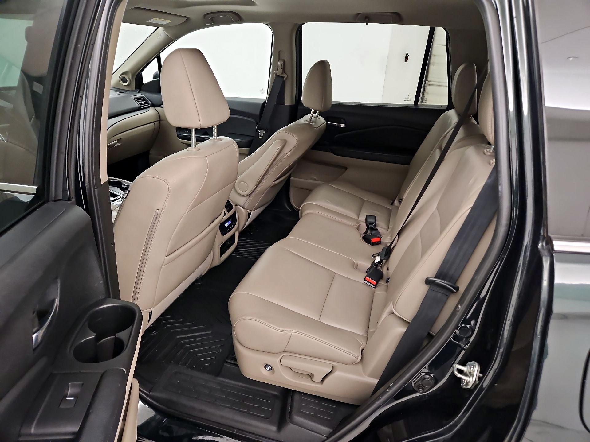 Thumbnail: 2018 Honda Pilot - 20