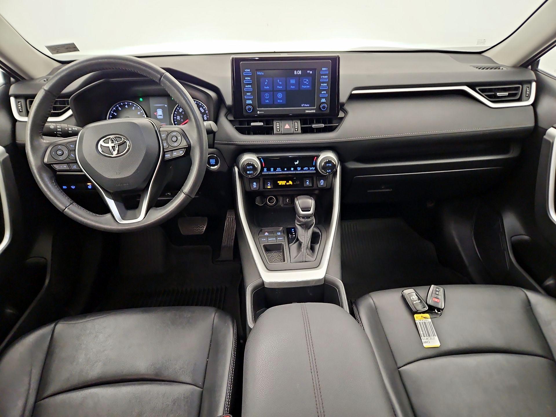 Thumbnail: 2022 Toyota RAV4 - 9