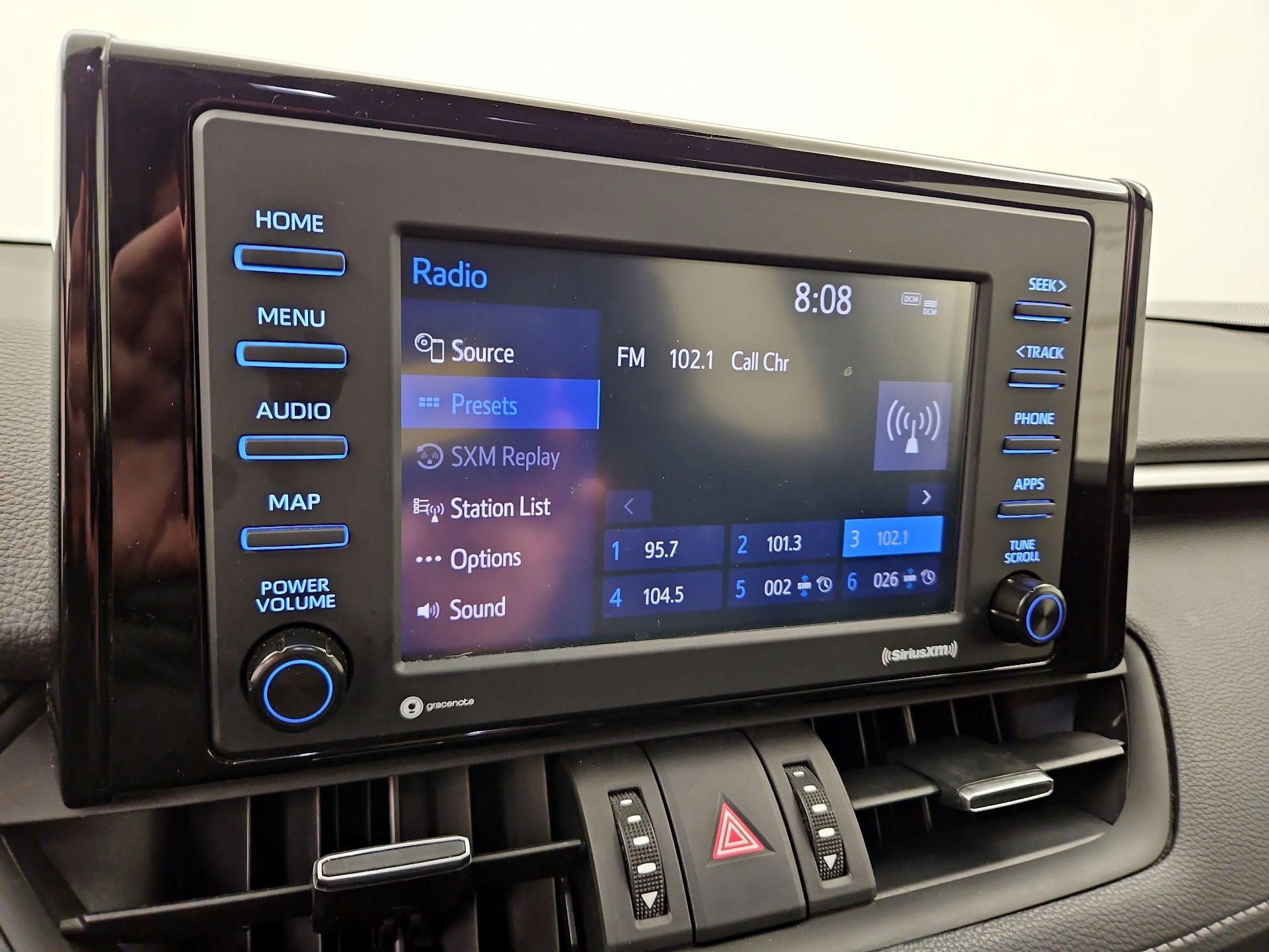 Thumbnail: 2022 Toyota RAV4 - 15