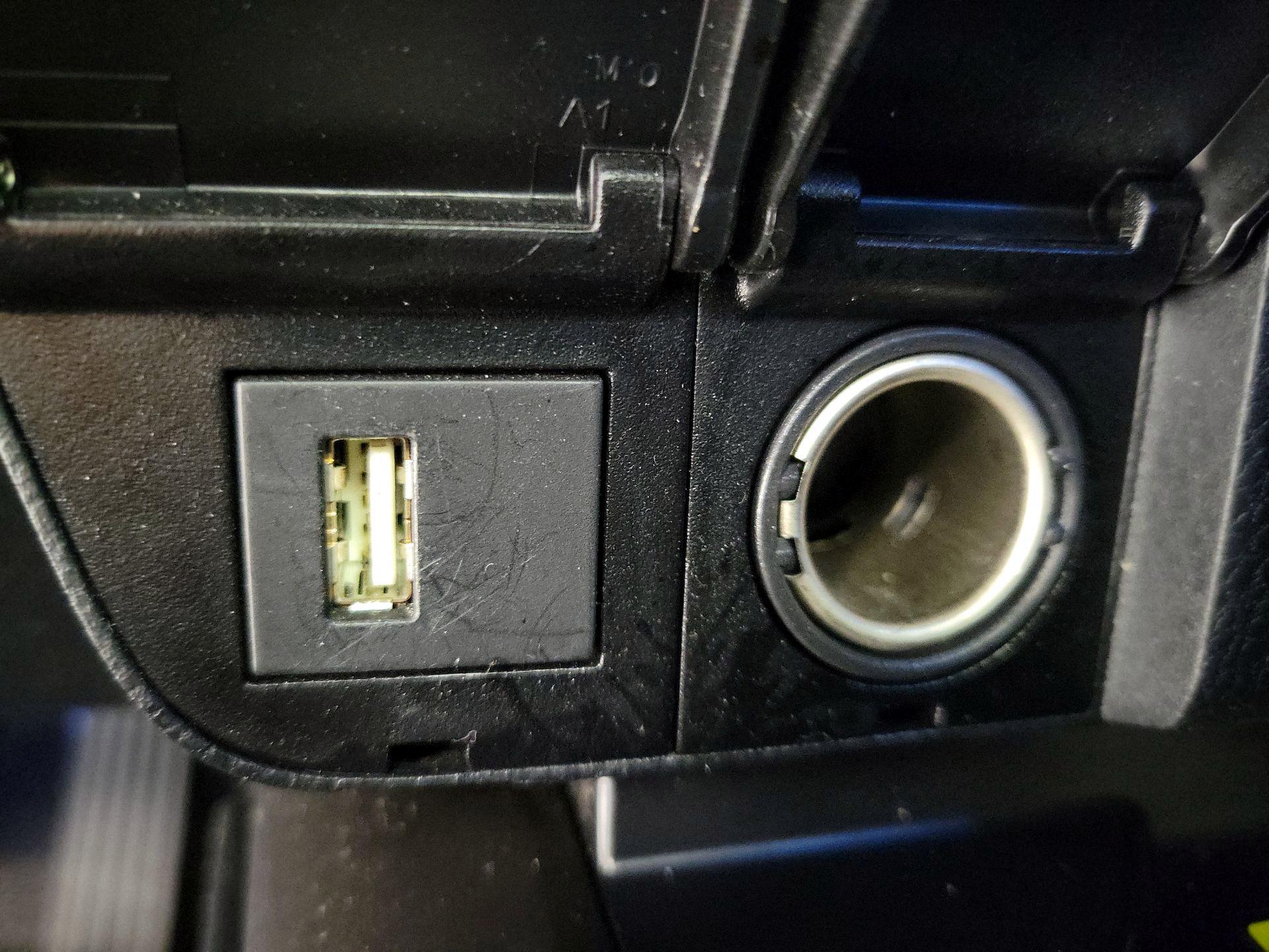 Thumbnail: 2023 Toyota Camry - 19