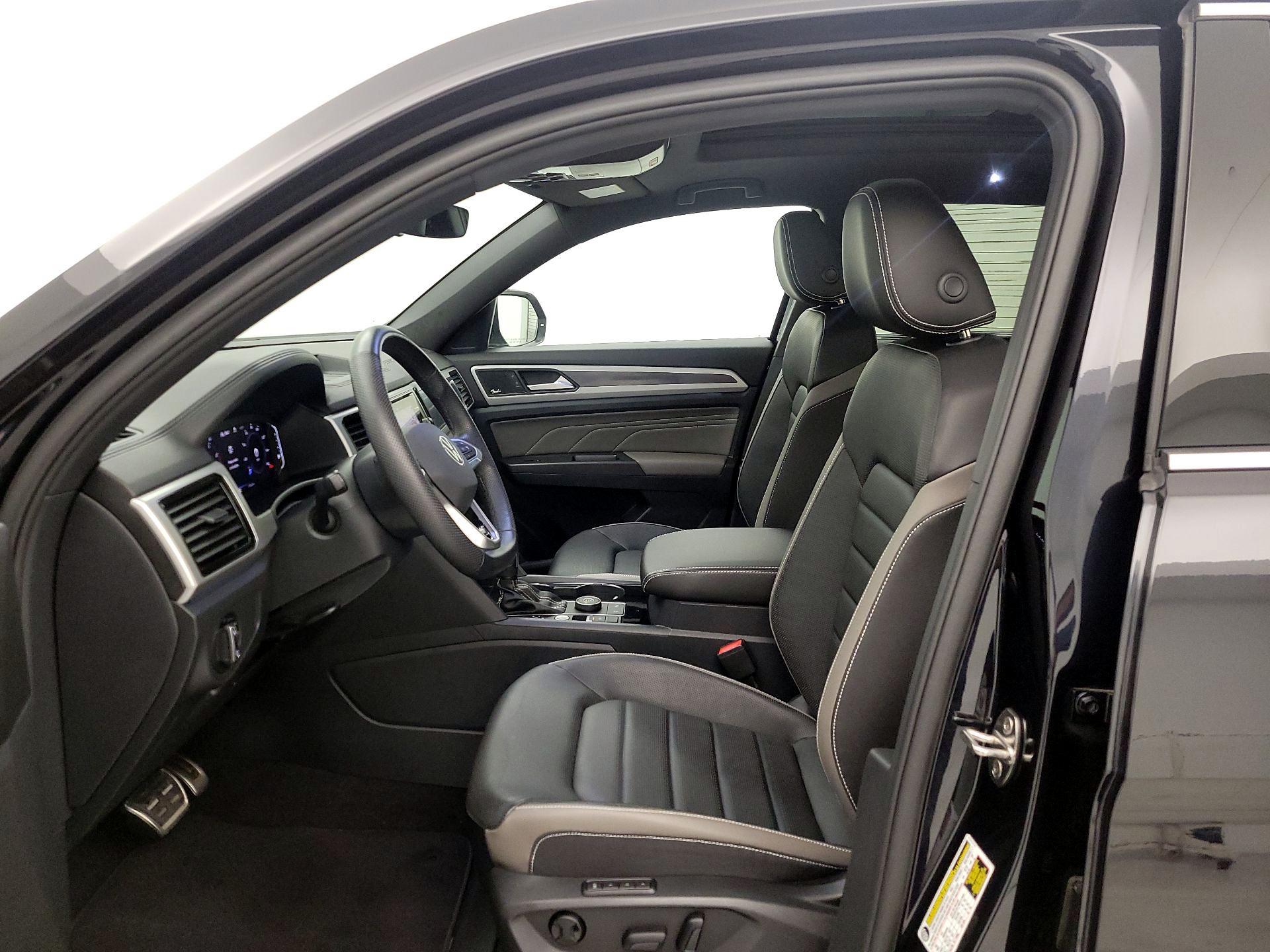 Thumbnail: 2023 Volkswagen Atlas - 11