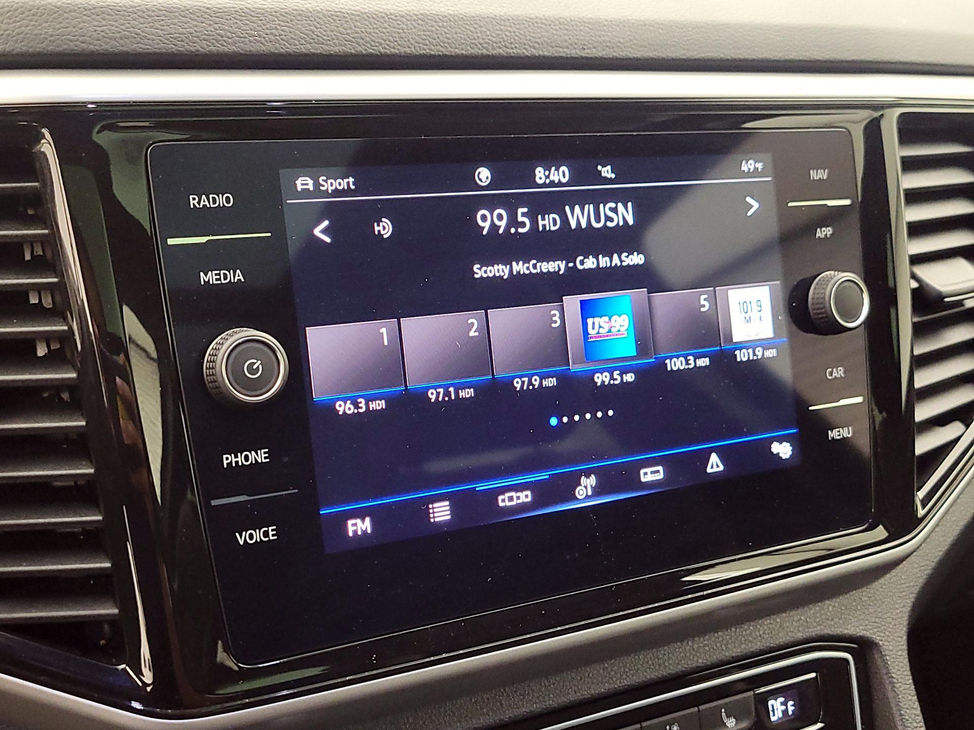 Thumbnail: 2023 Volkswagen Atlas - 16