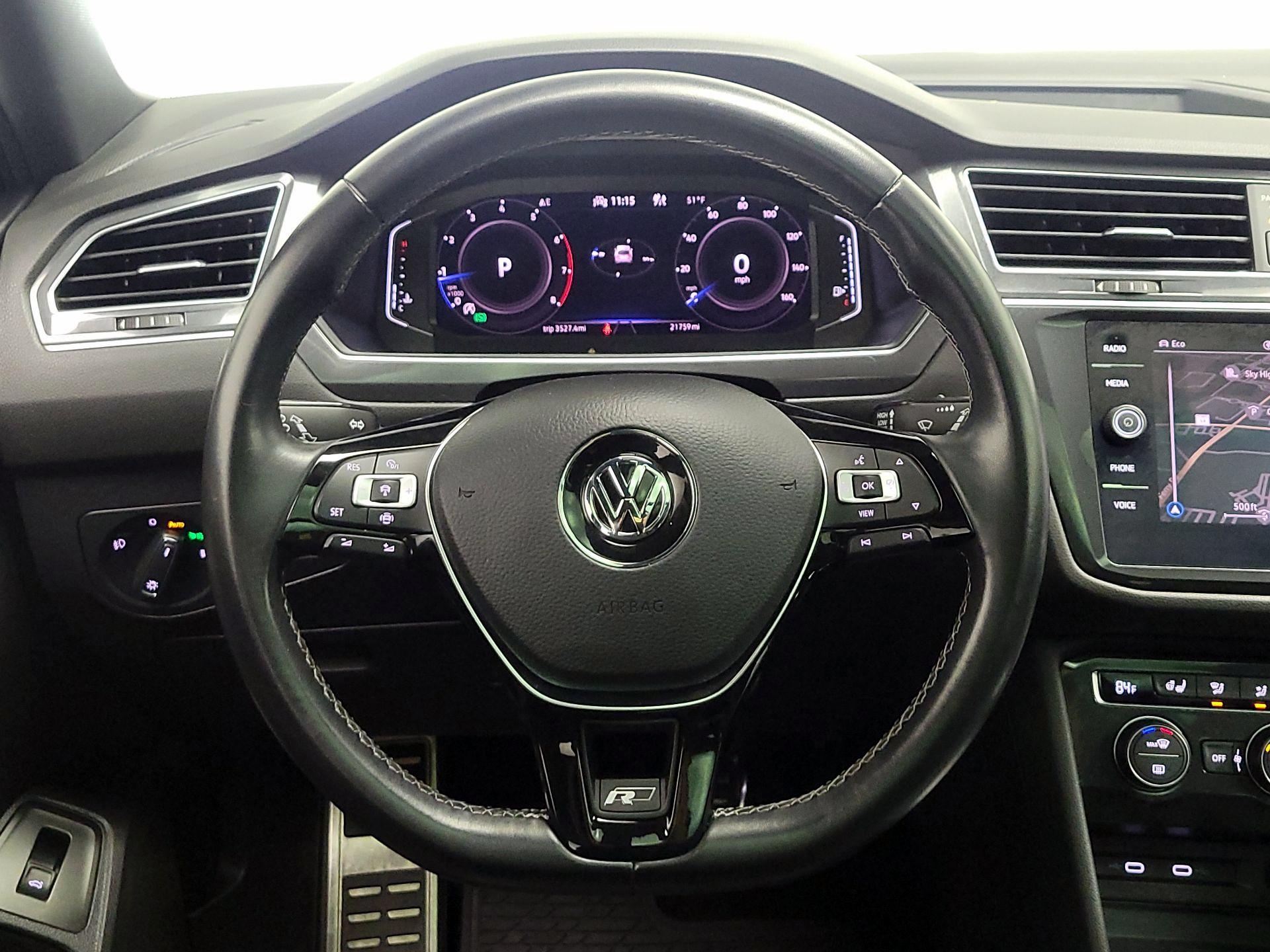 Thumbnail: 2021 Volkswagen Tiguan - 10