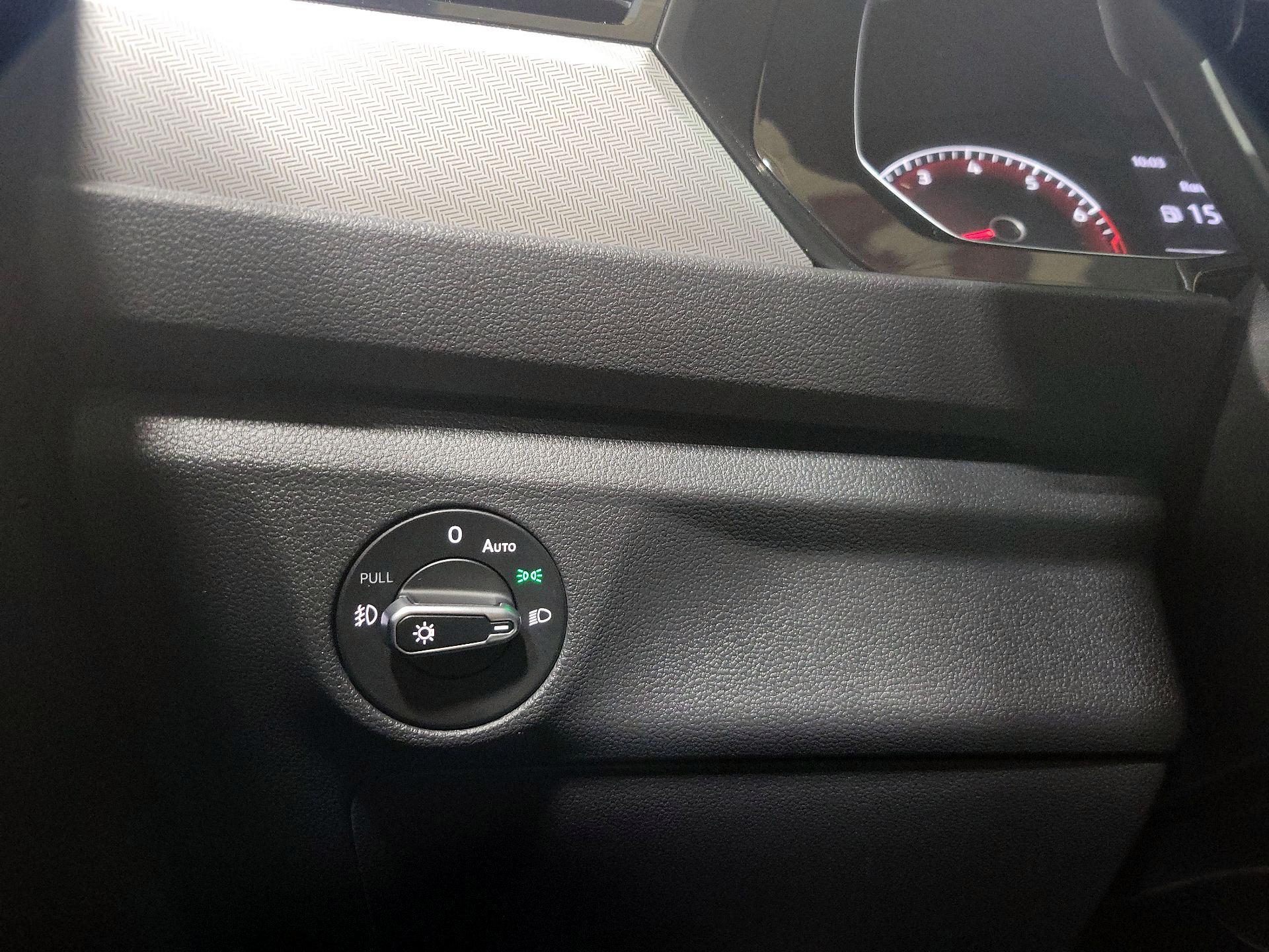 Thumbnail: 2021 Volkswagen Jetta - 13