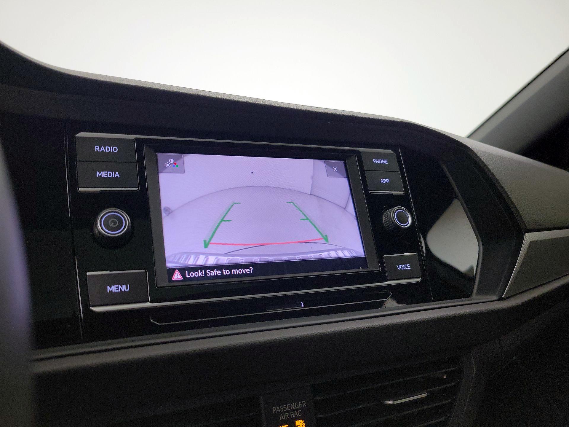 Thumbnail: 2021 Volkswagen Jetta - 14