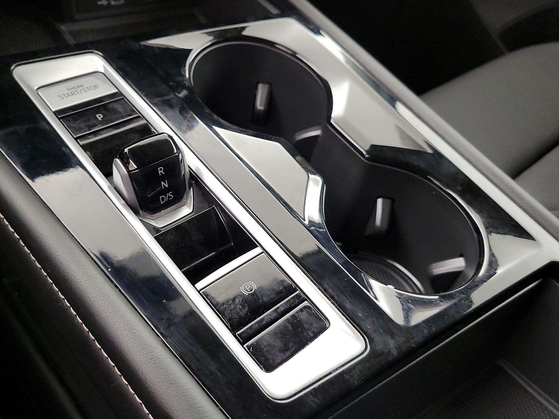 Thumbnail: 2024 Volkswagen Atlas - 17