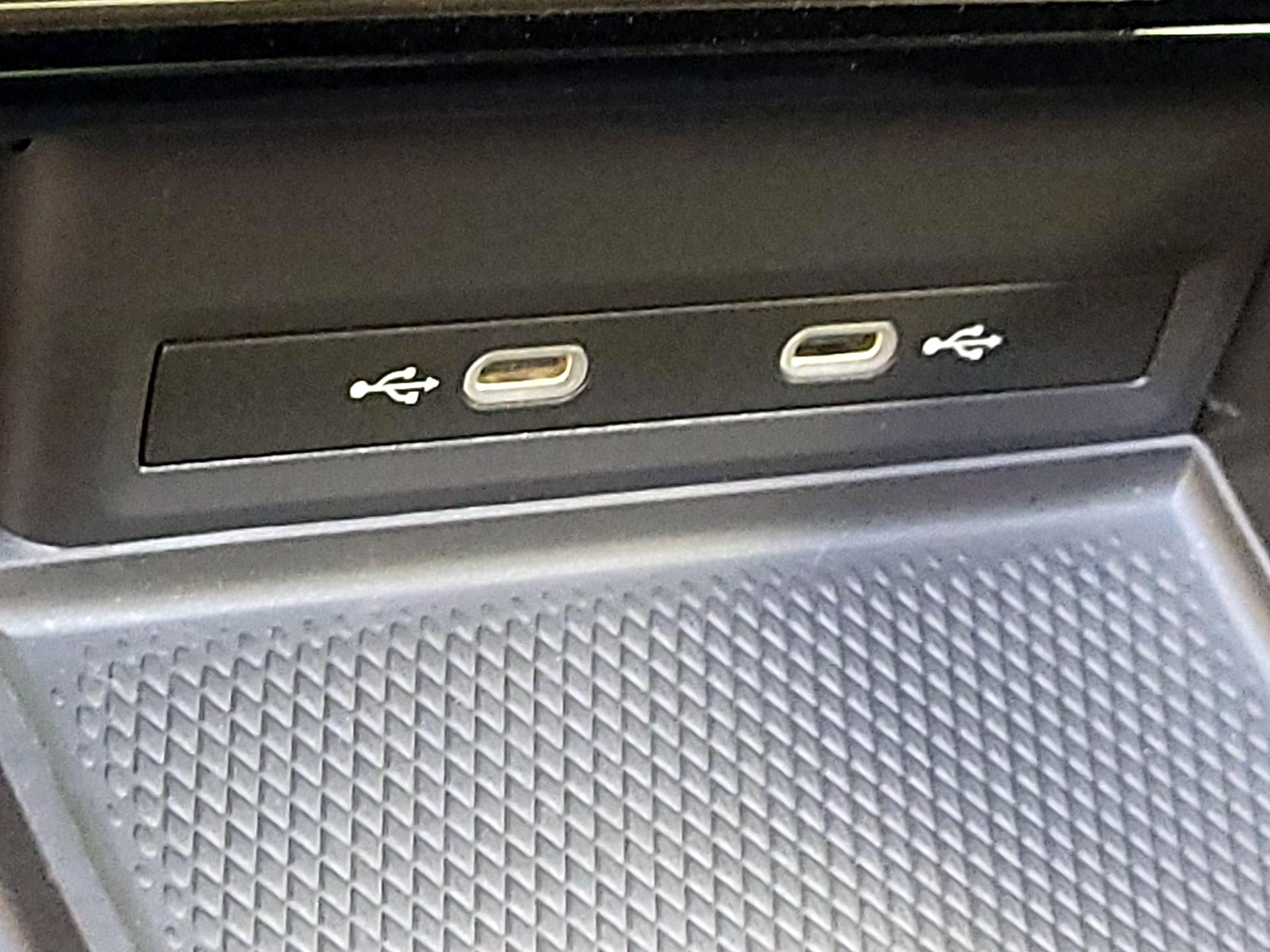 Thumbnail: 2024 Volkswagen Atlas - 19