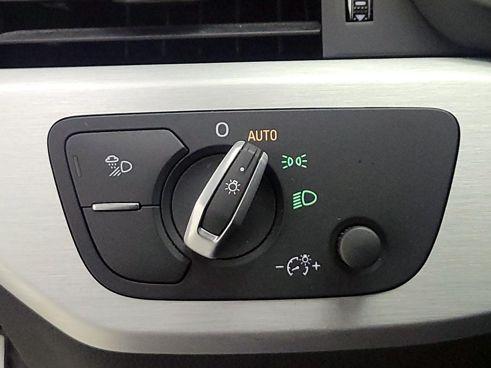 Thumbnail: 2020 Audi A4 - 13