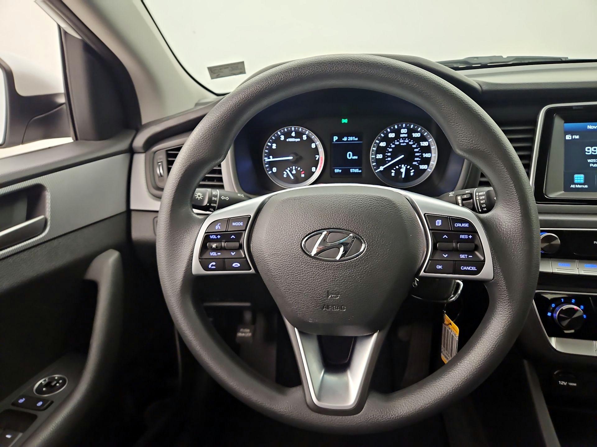 Thumbnail: 2019 Hyundai Sonata - 10