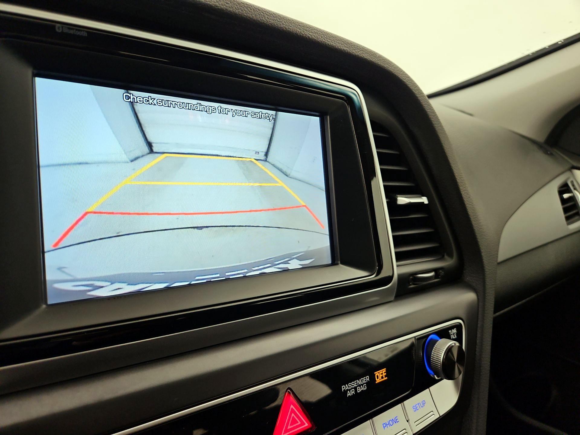 Thumbnail: 2019 Hyundai Sonata - 14