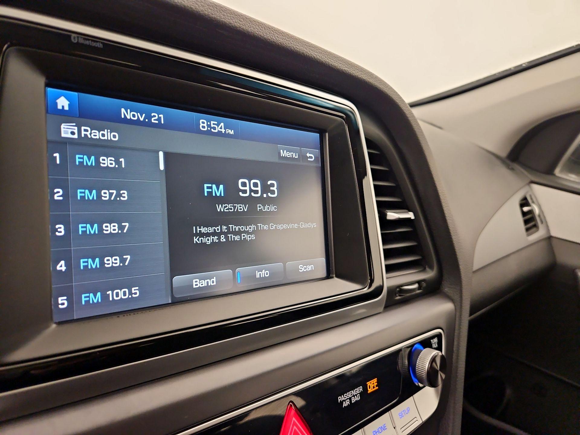 Thumbnail: 2019 Hyundai Sonata - 15