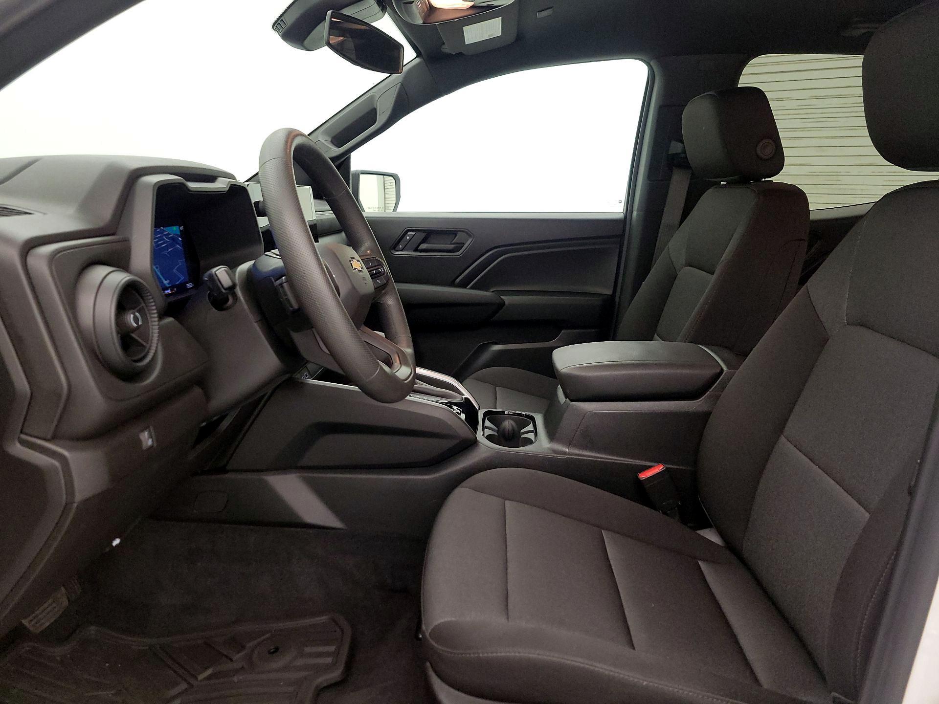 Thumbnail: 2025 Chevrolet Colorado - 11