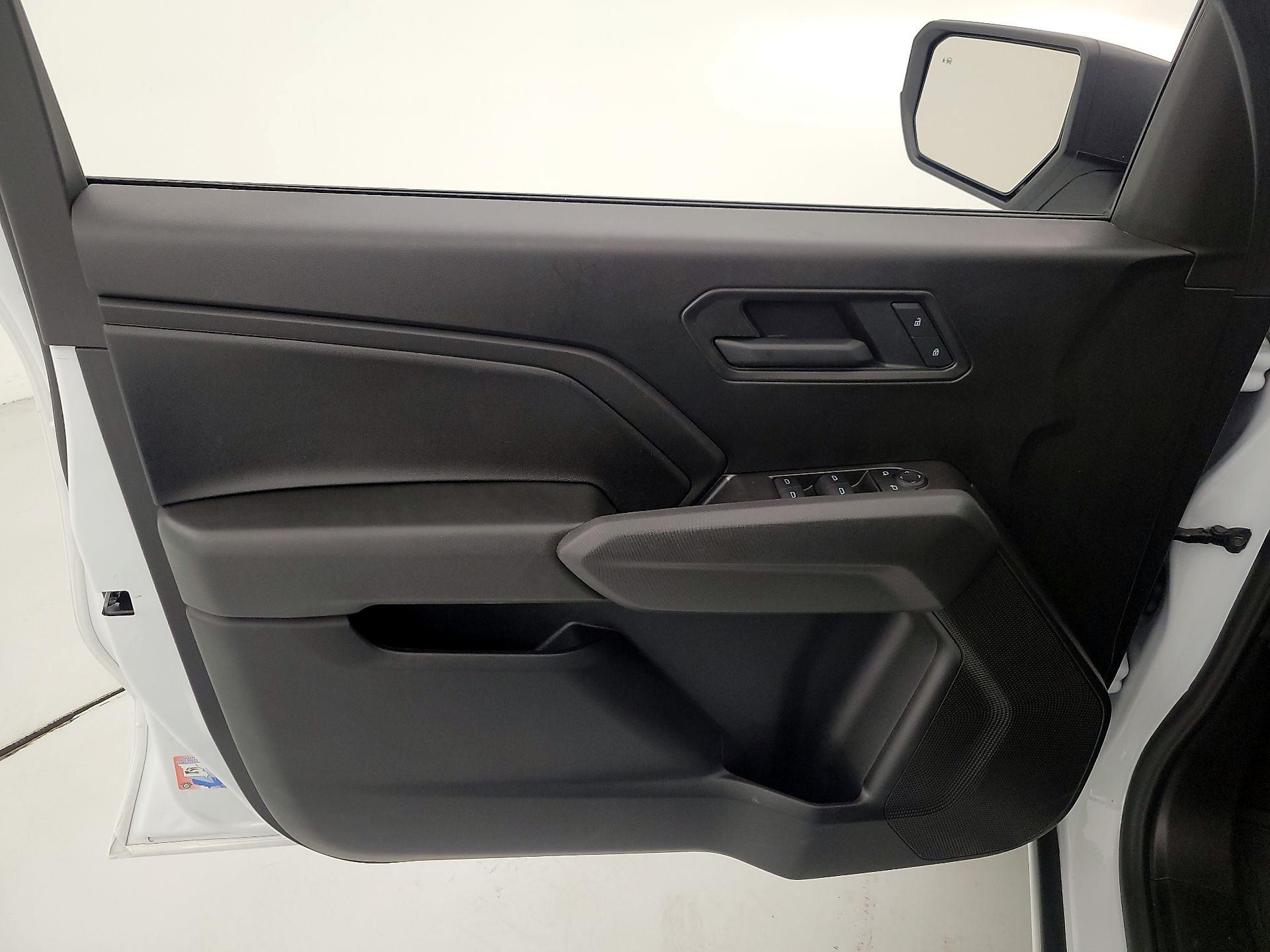 Thumbnail: 2025 Chevrolet Colorado - 12