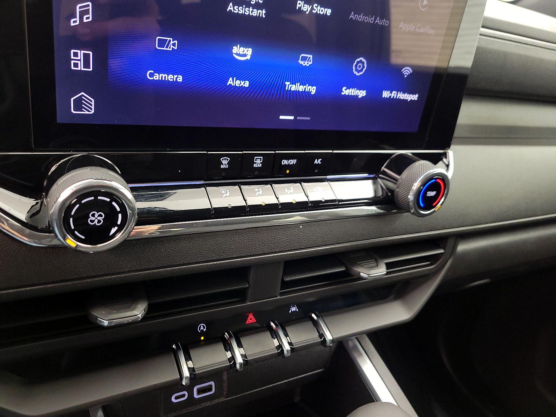 Thumbnail: 2025 Chevrolet Colorado - 16