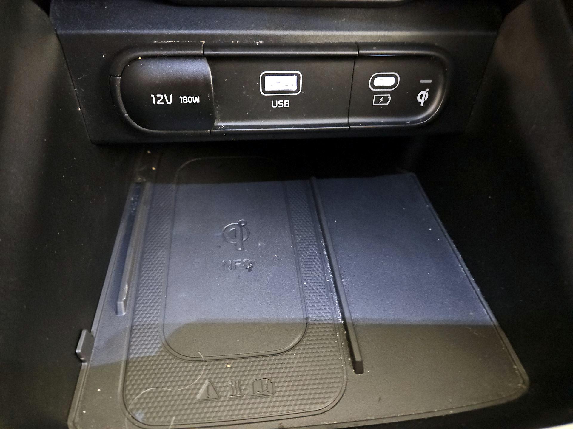 Thumbnail: 2023 Kia Telluride - 19