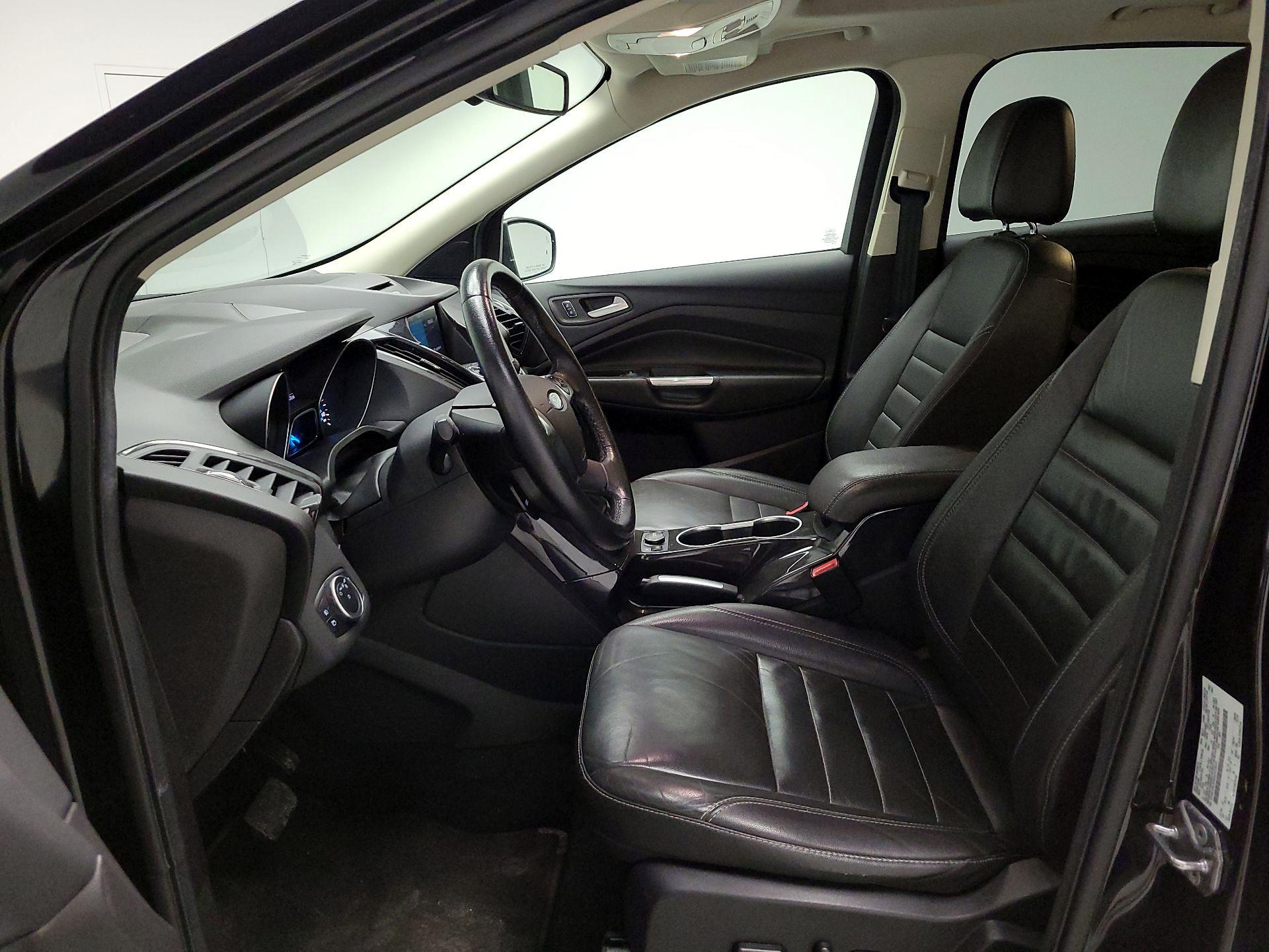 Thumbnail: 2016 Ford Escape - 11