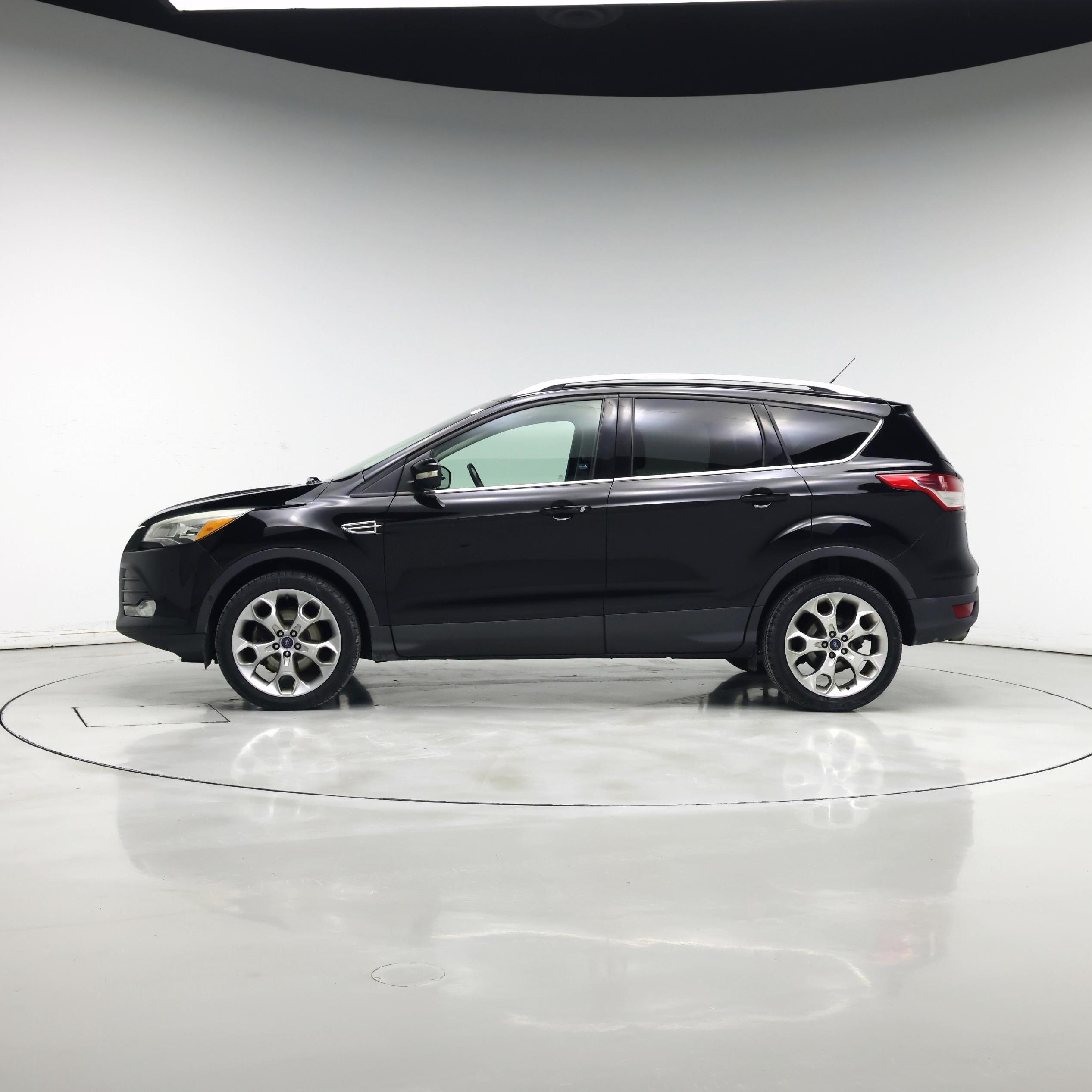 Thumbnail: 2016 Ford Escape - 3