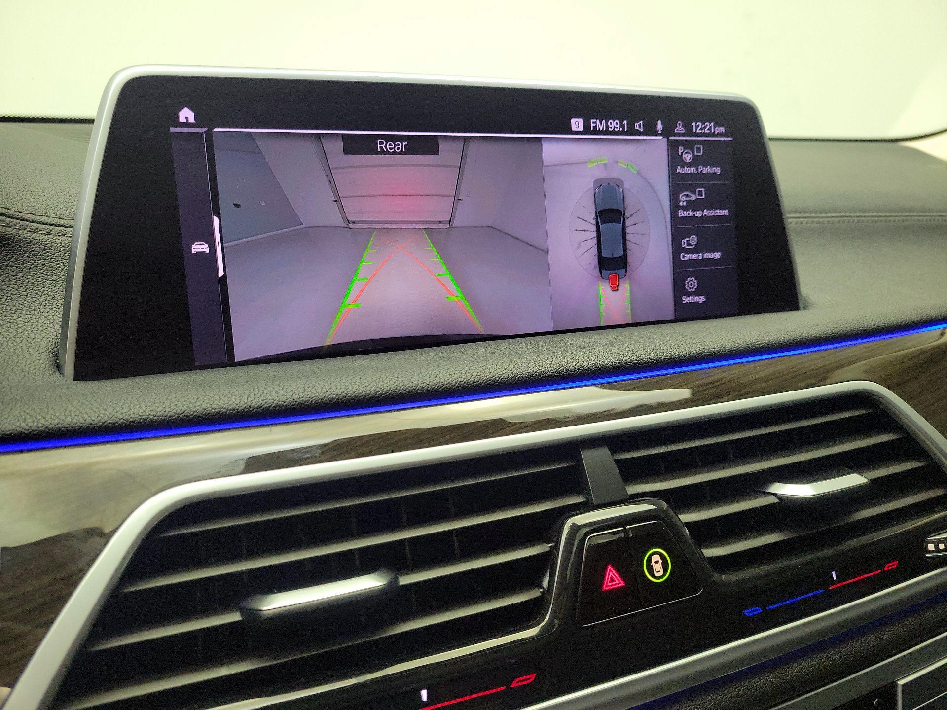 Thumbnail: 2021 BMW 7 Series - 15