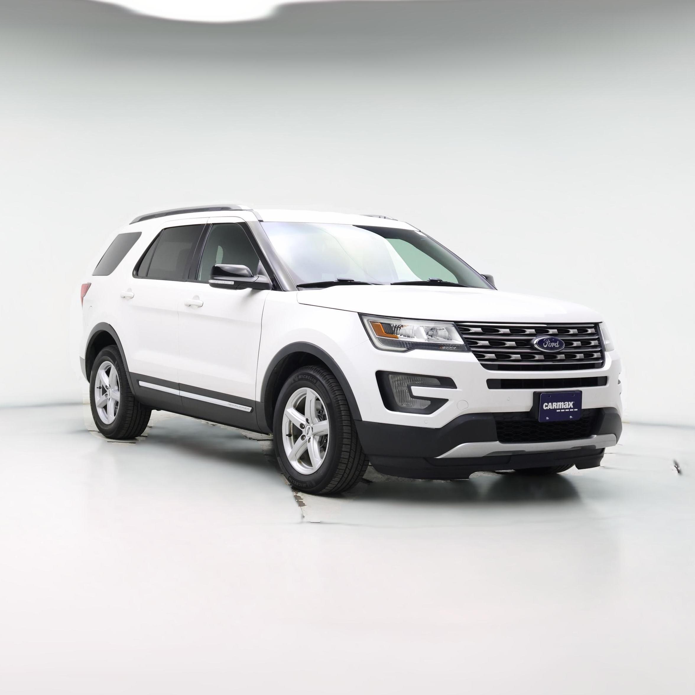 Thumbnail: 2016 Ford Explorer - 1