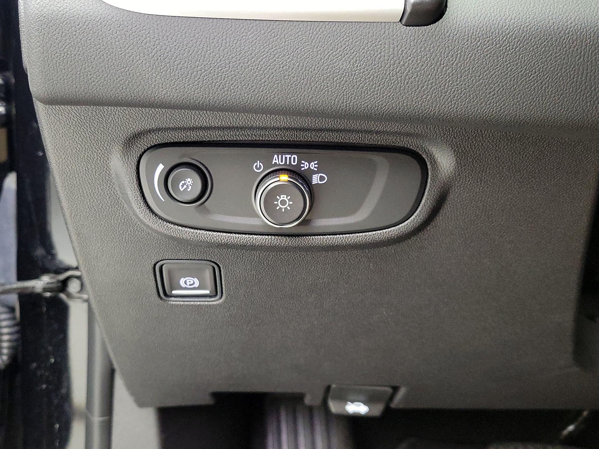 Thumbnail: 2023 GMC Terrain - 13