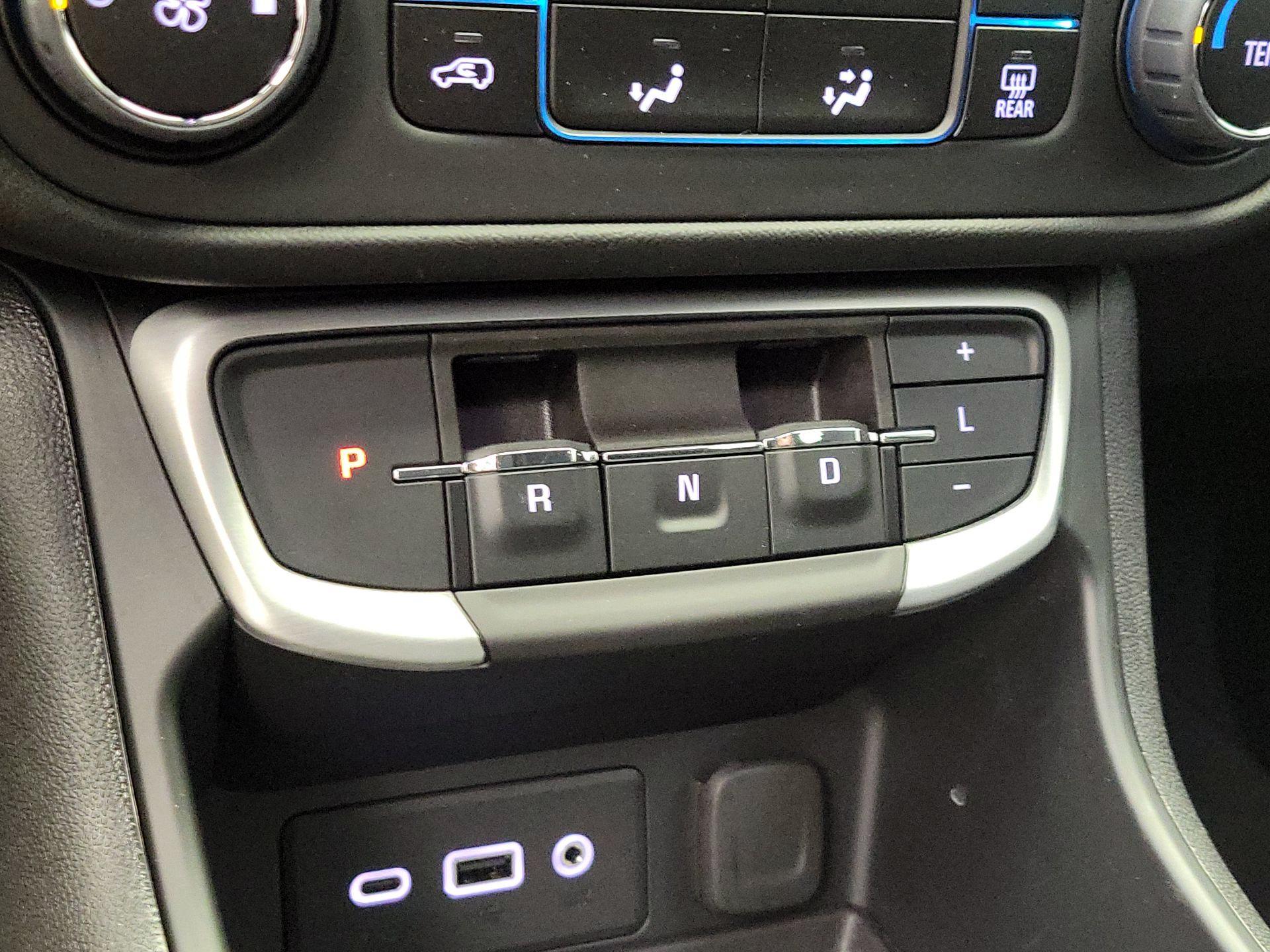 Thumbnail: 2023 GMC Terrain - 17