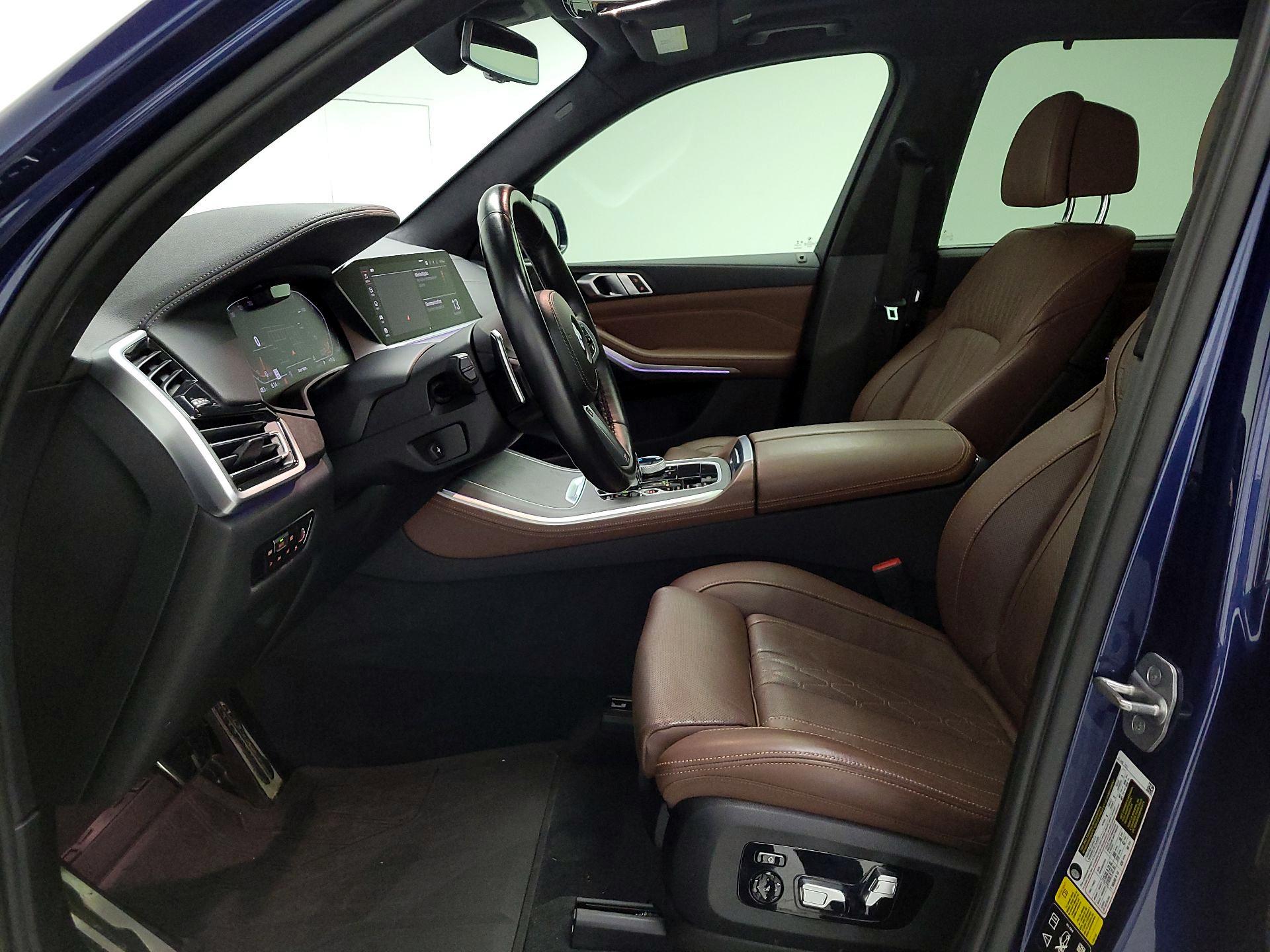 Thumbnail: 2022 BMW X5 - 11