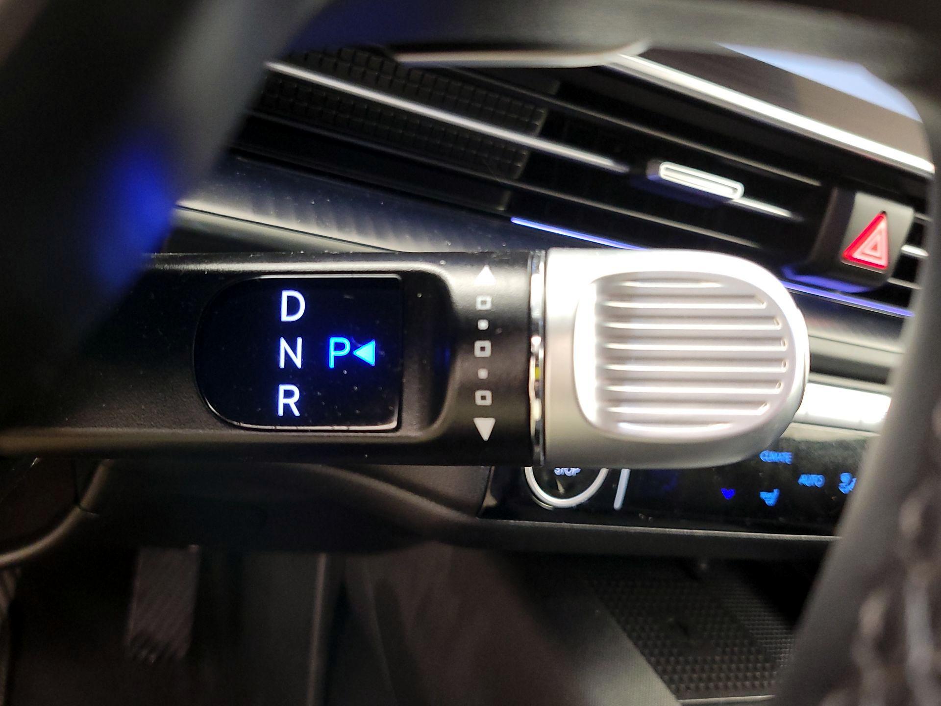 Thumbnail: 2024 Hyundai Ioniq 6 - 18