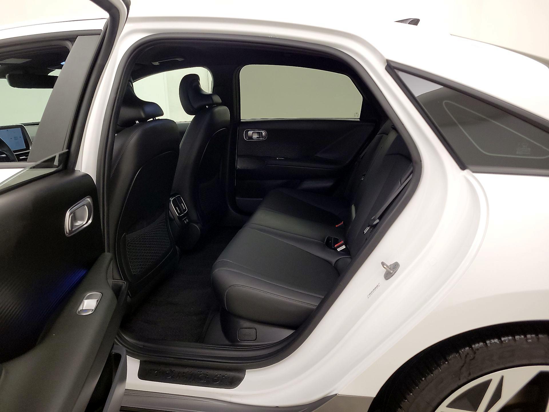 Thumbnail: 2024 Hyundai Ioniq 6 - 20