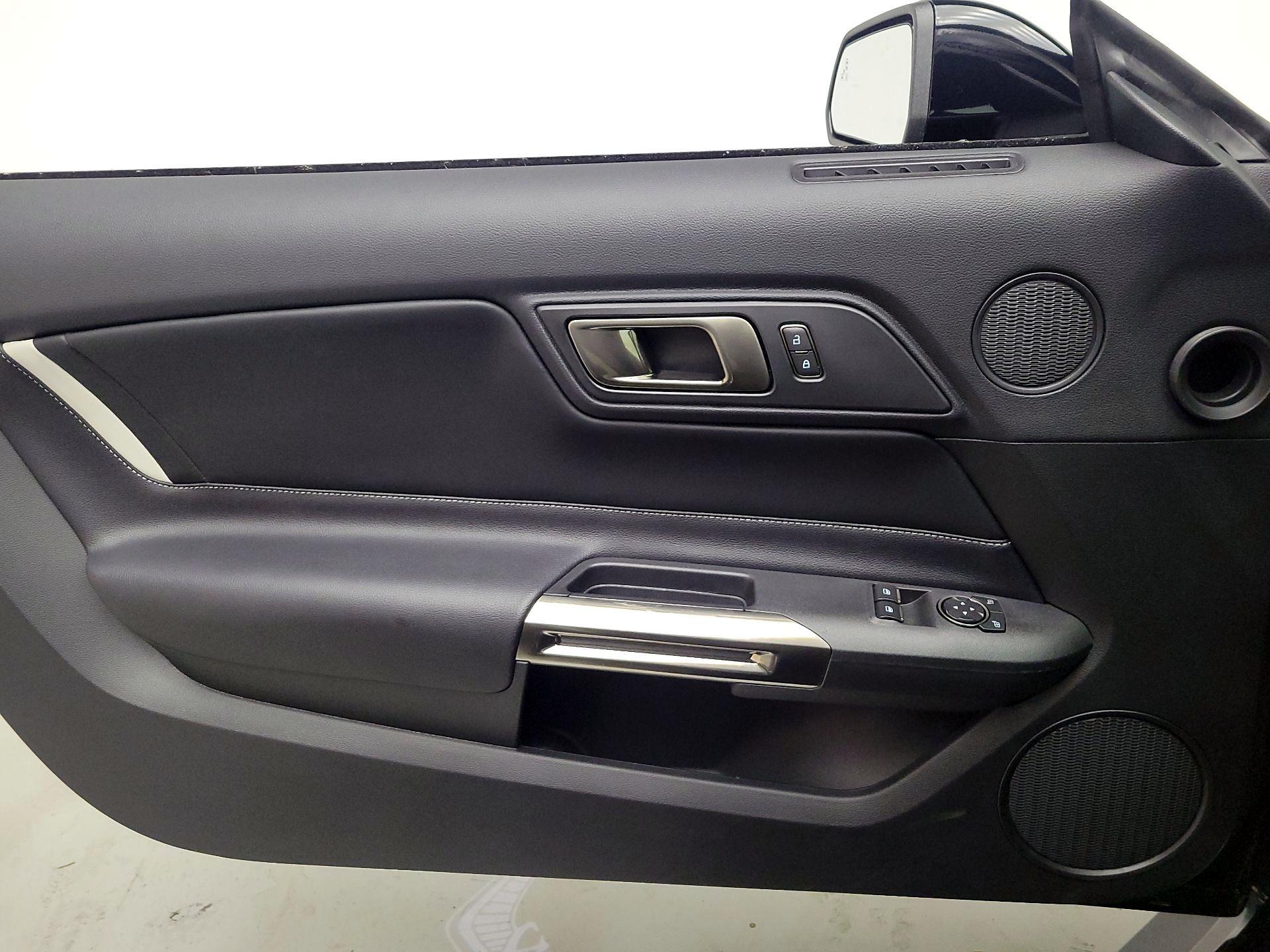 Thumbnail: 2020 Ford Mustang - 12