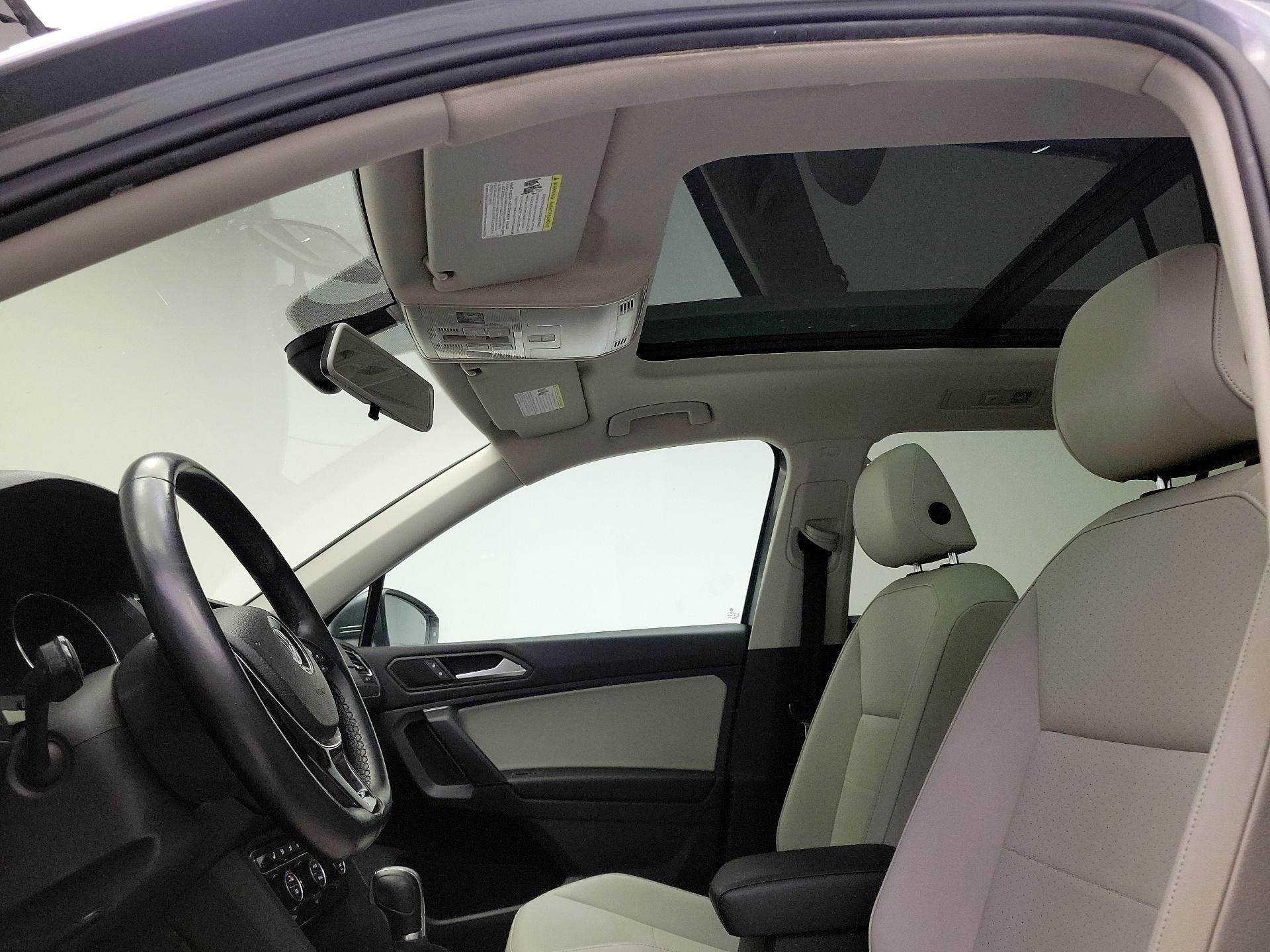 Thumbnail: 2019 Volkswagen Tiguan - 19