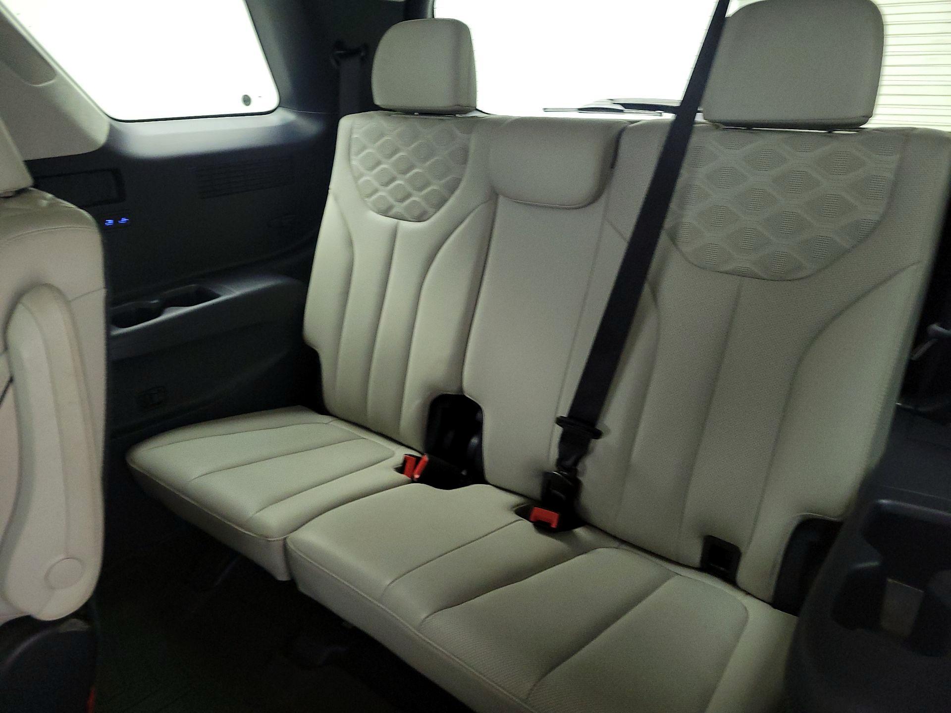 Thumbnail: 2022 Hyundai Palisade - 18