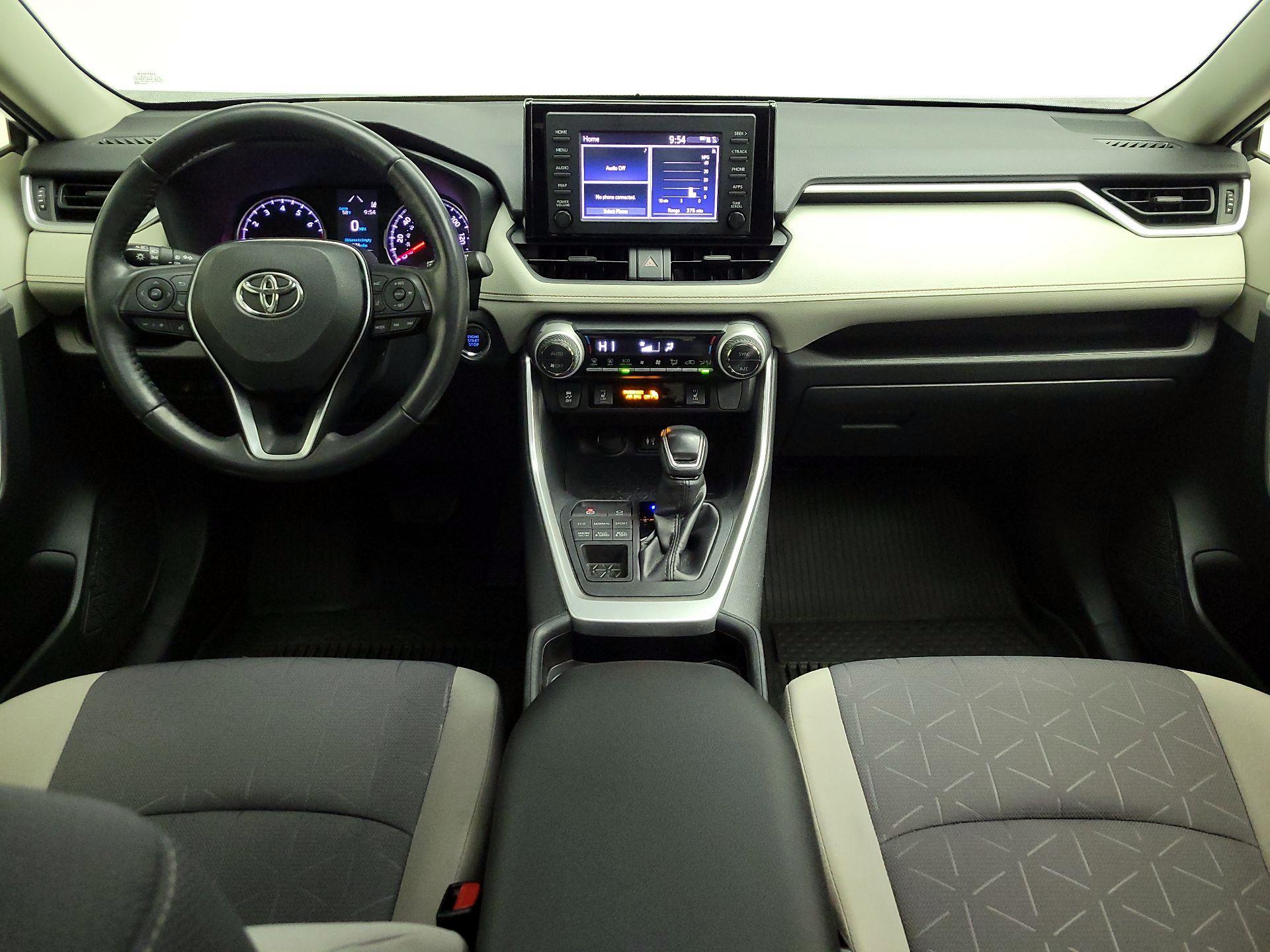 Thumbnail: 2019 Toyota RAV4 - 9