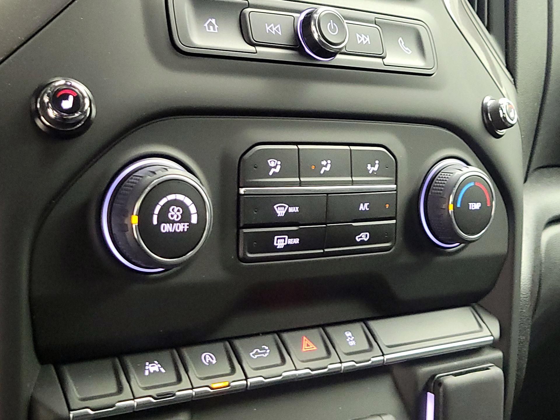 Thumbnail: 2025 Chevrolet Silverado 1500 - 16