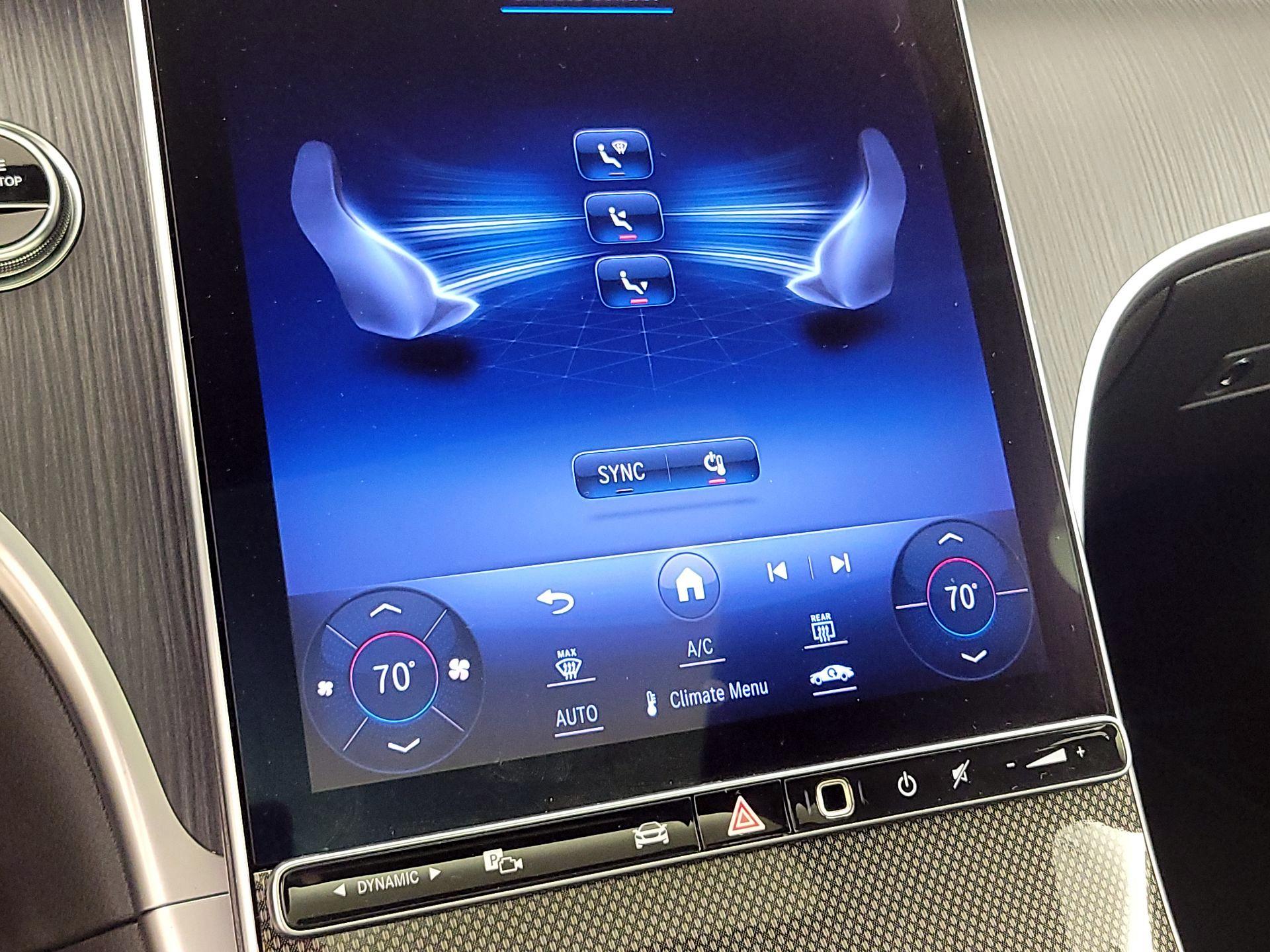 Thumbnail: 2024 Mercedes-Benz C-Class - 16