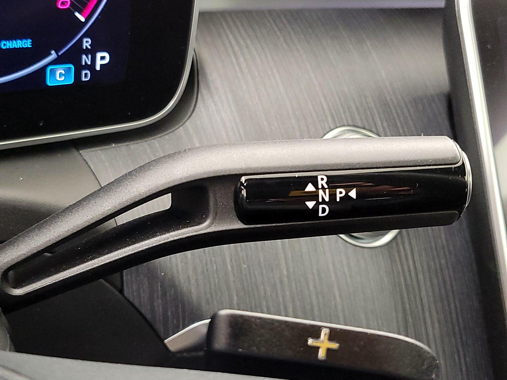 Thumbnail: 2024 Mercedes-Benz C-Class - 17