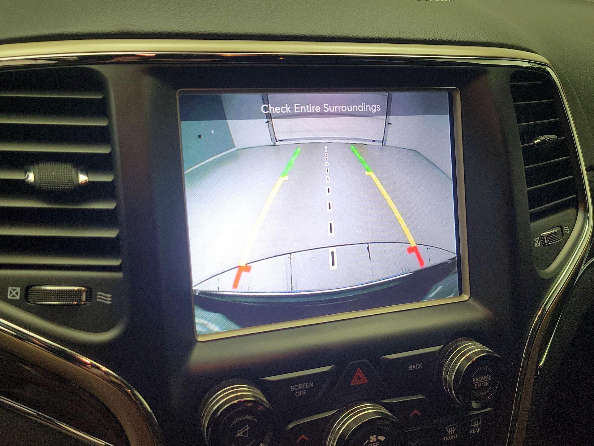 Thumbnail: 2017 Jeep Grand Cherokee - 15