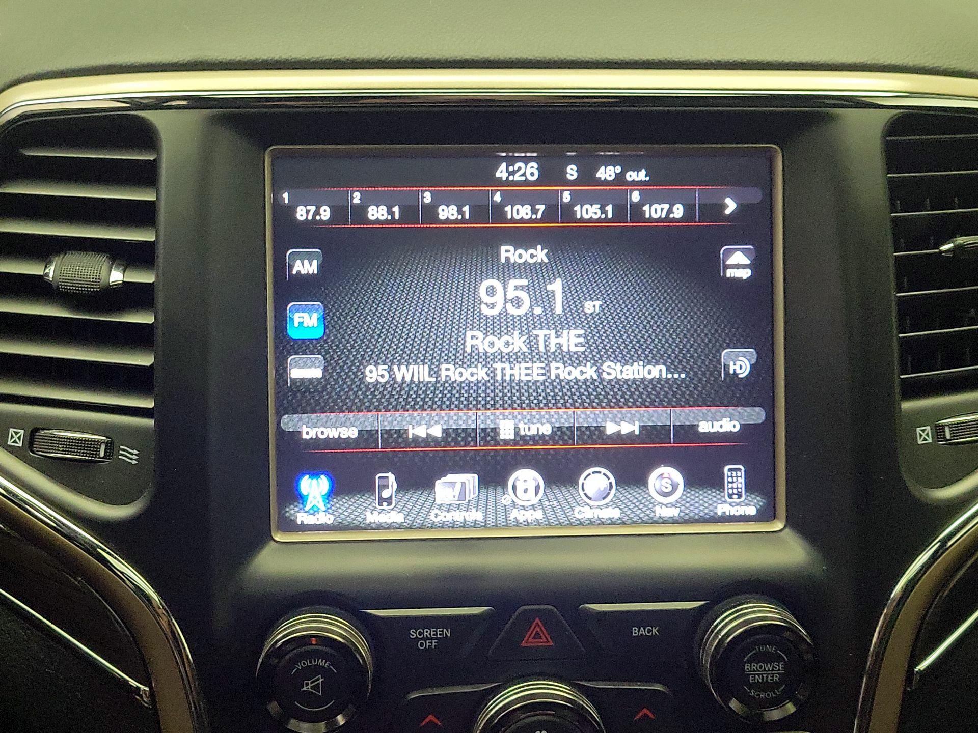 Thumbnail: 2017 Jeep Grand Cherokee - 16