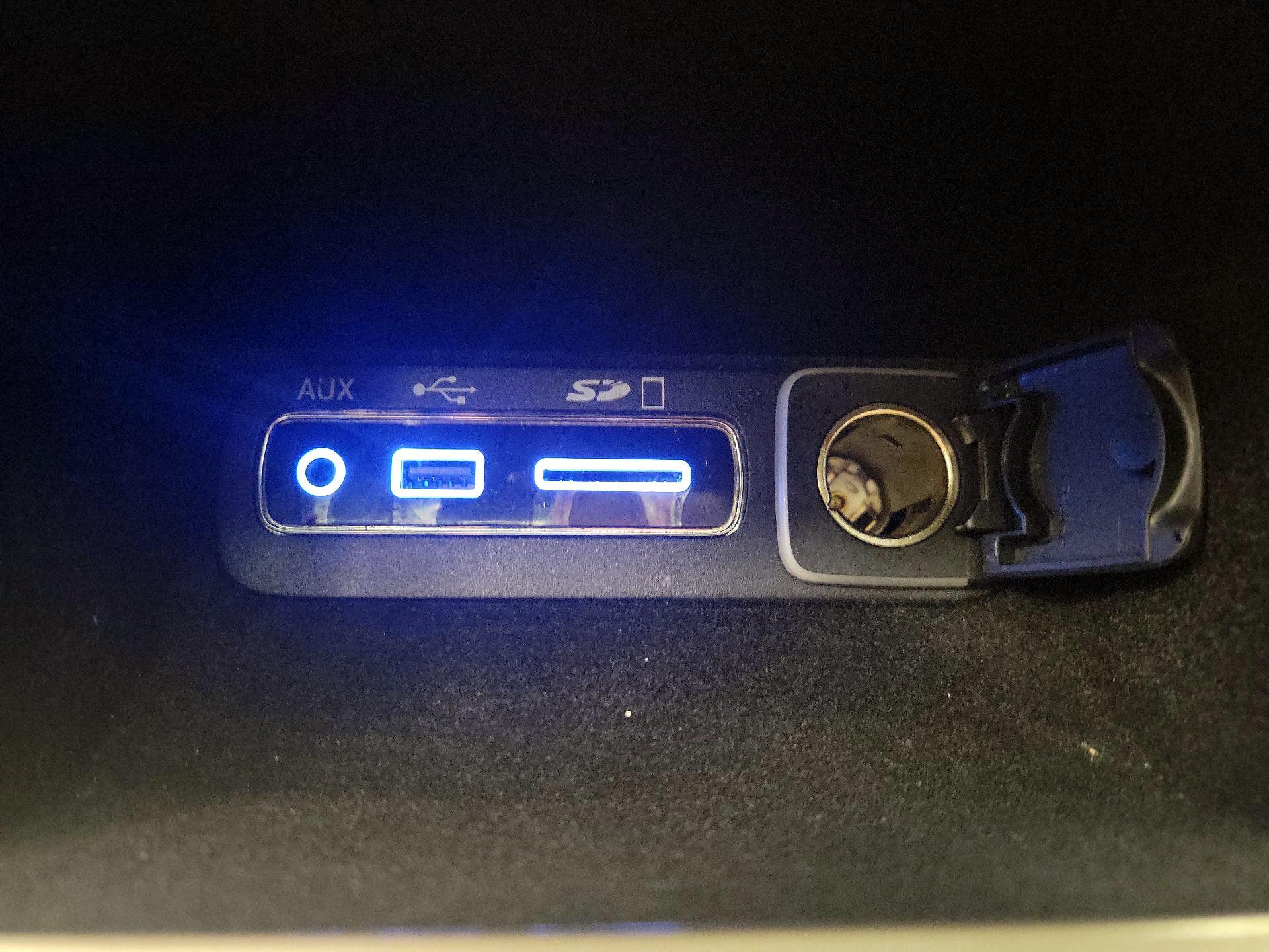 Thumbnail: 2017 Jeep Grand Cherokee - 19