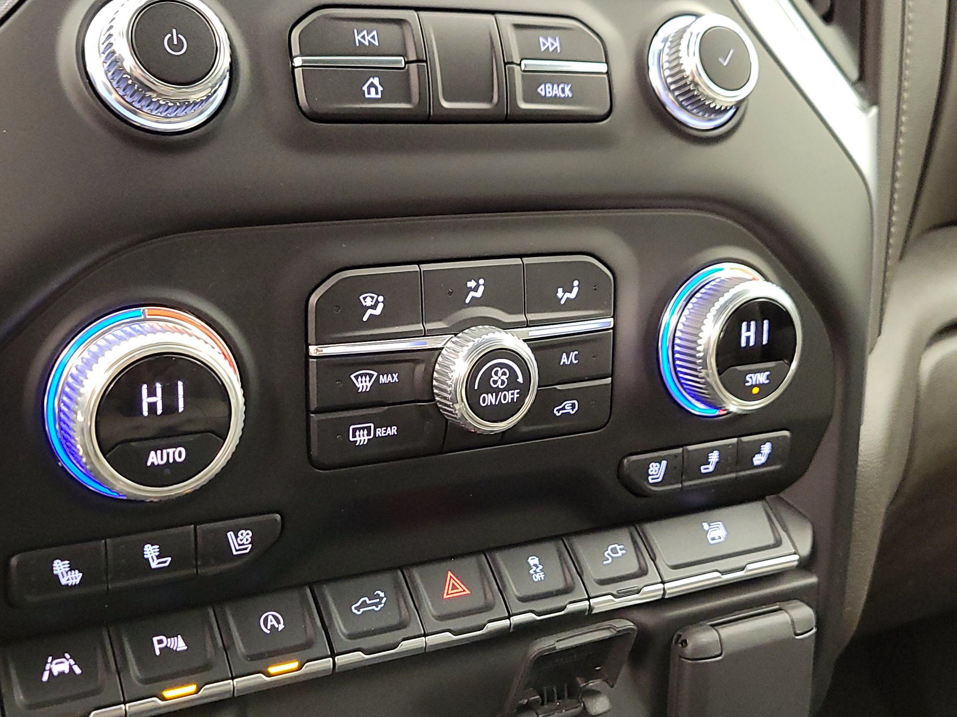 Thumbnail: 2022 GMC Sierra 1500 - 17