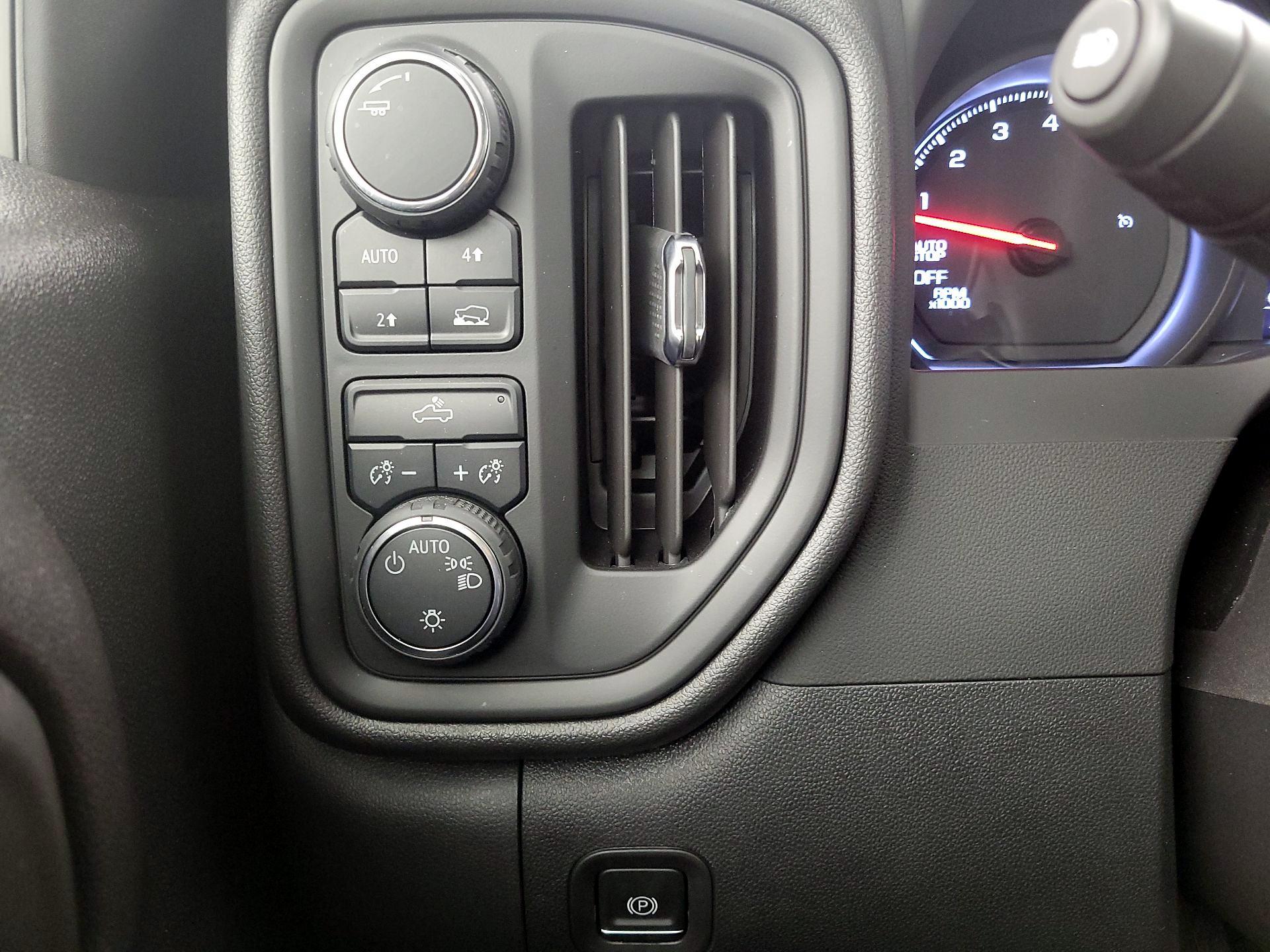 Thumbnail: 2024 Chevrolet Silverado 1500 - 13