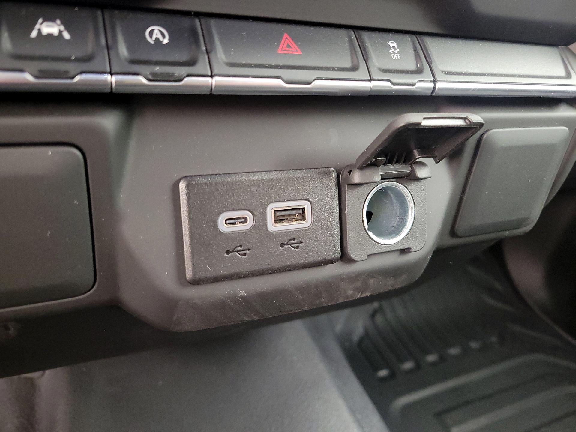 Thumbnail: 2024 Chevrolet Silverado 1500 - 18