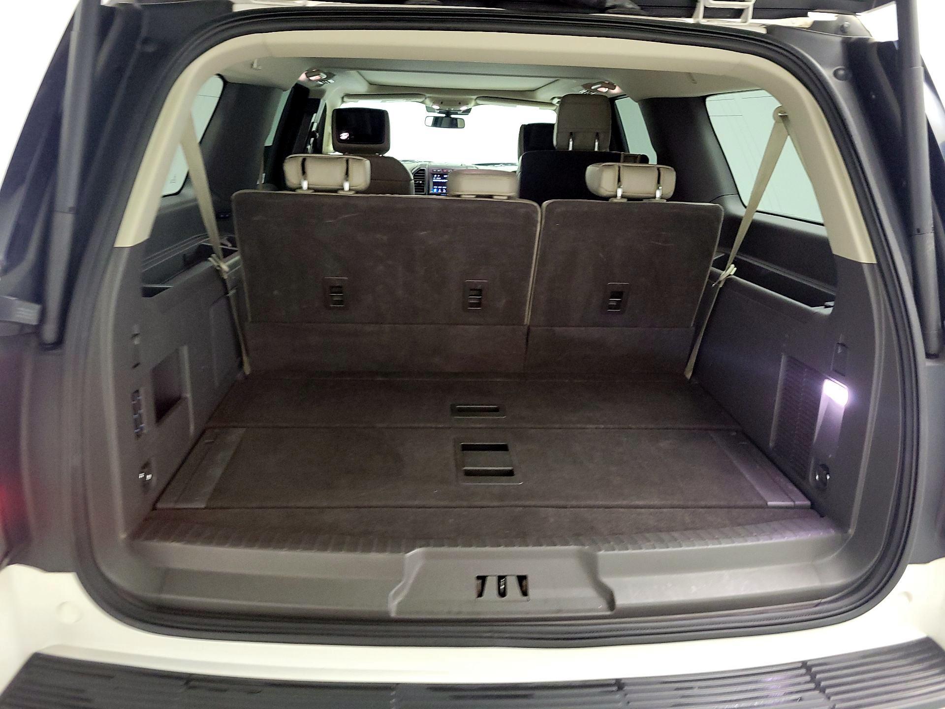 Thumbnail: 2019 Ford Expedition - 19