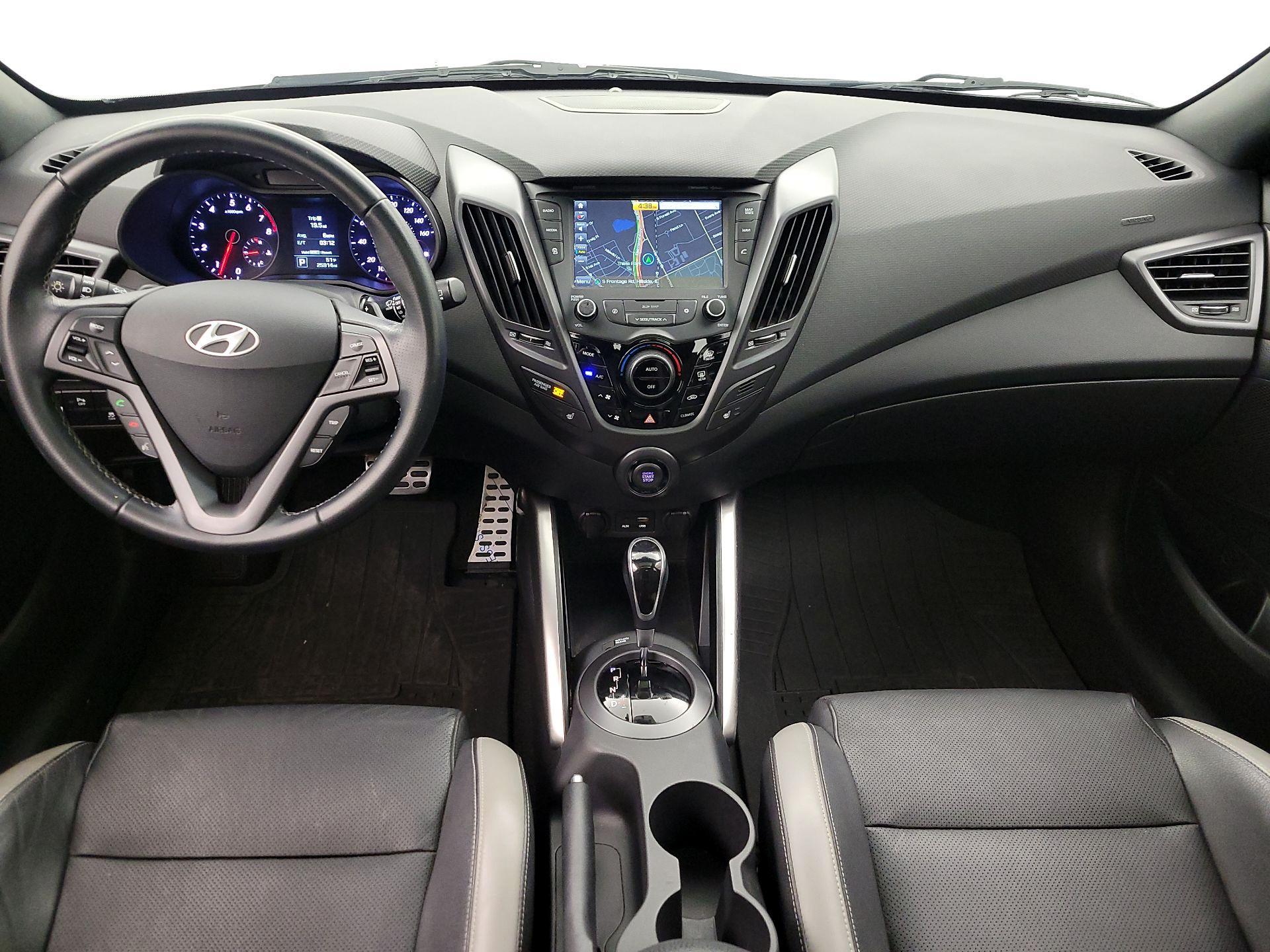 Thumbnail: 2017 Hyundai Veloster - 9