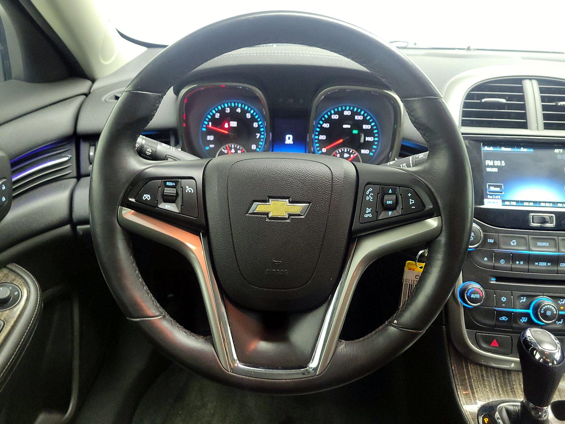 Thumbnail: 2014 Chevrolet Malibu - 10