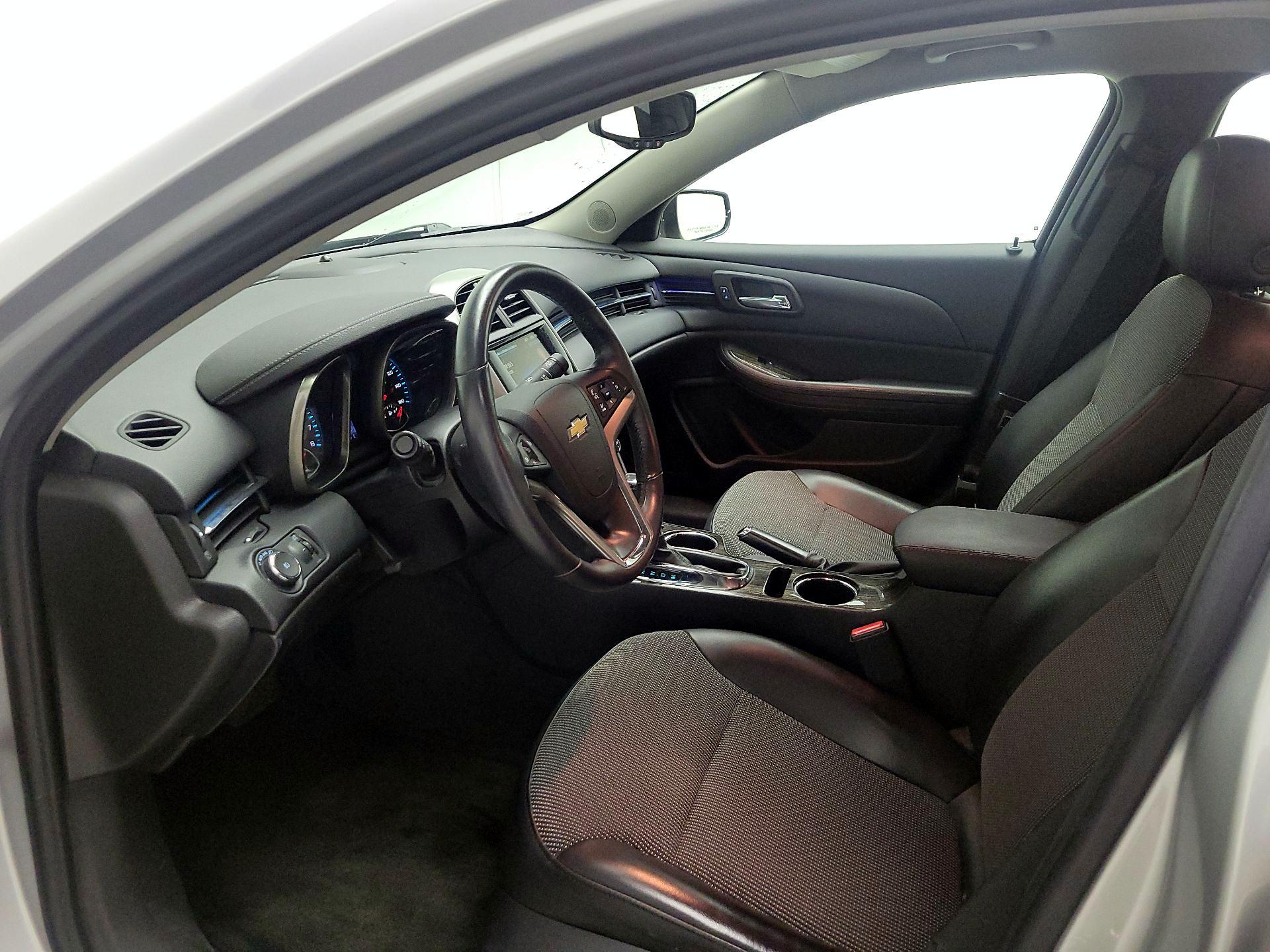 Thumbnail: 2014 Chevrolet Malibu - 11