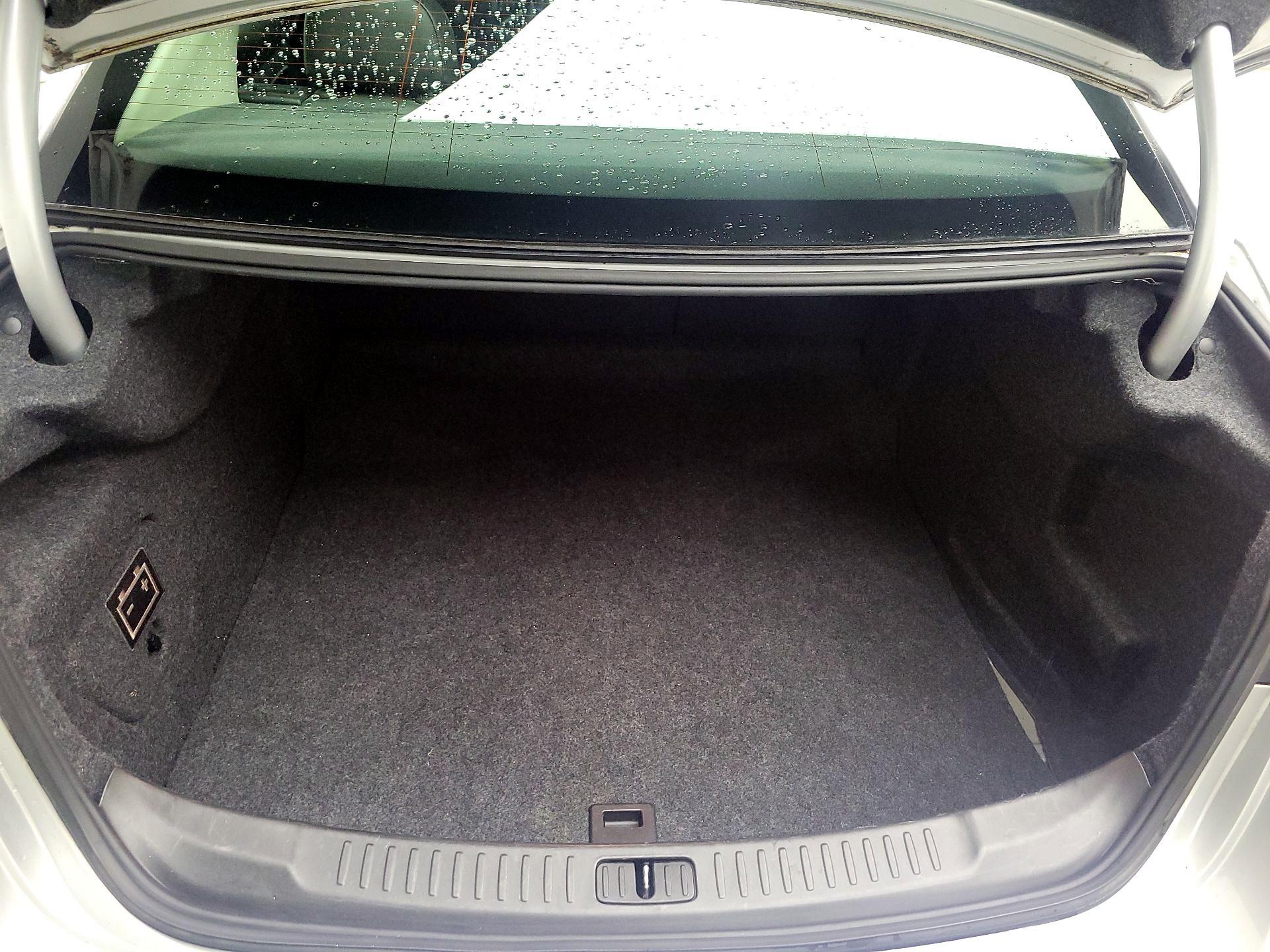 Thumbnail: 2014 Chevrolet Malibu - 17