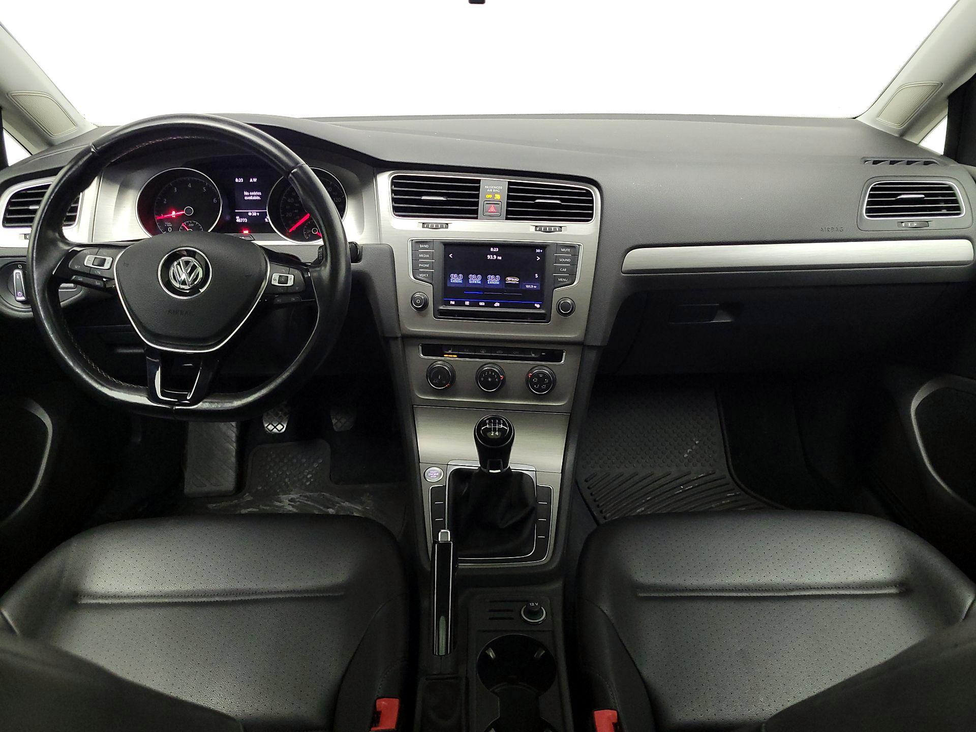 Thumbnail: 2017 Volkswagen Golf - 9