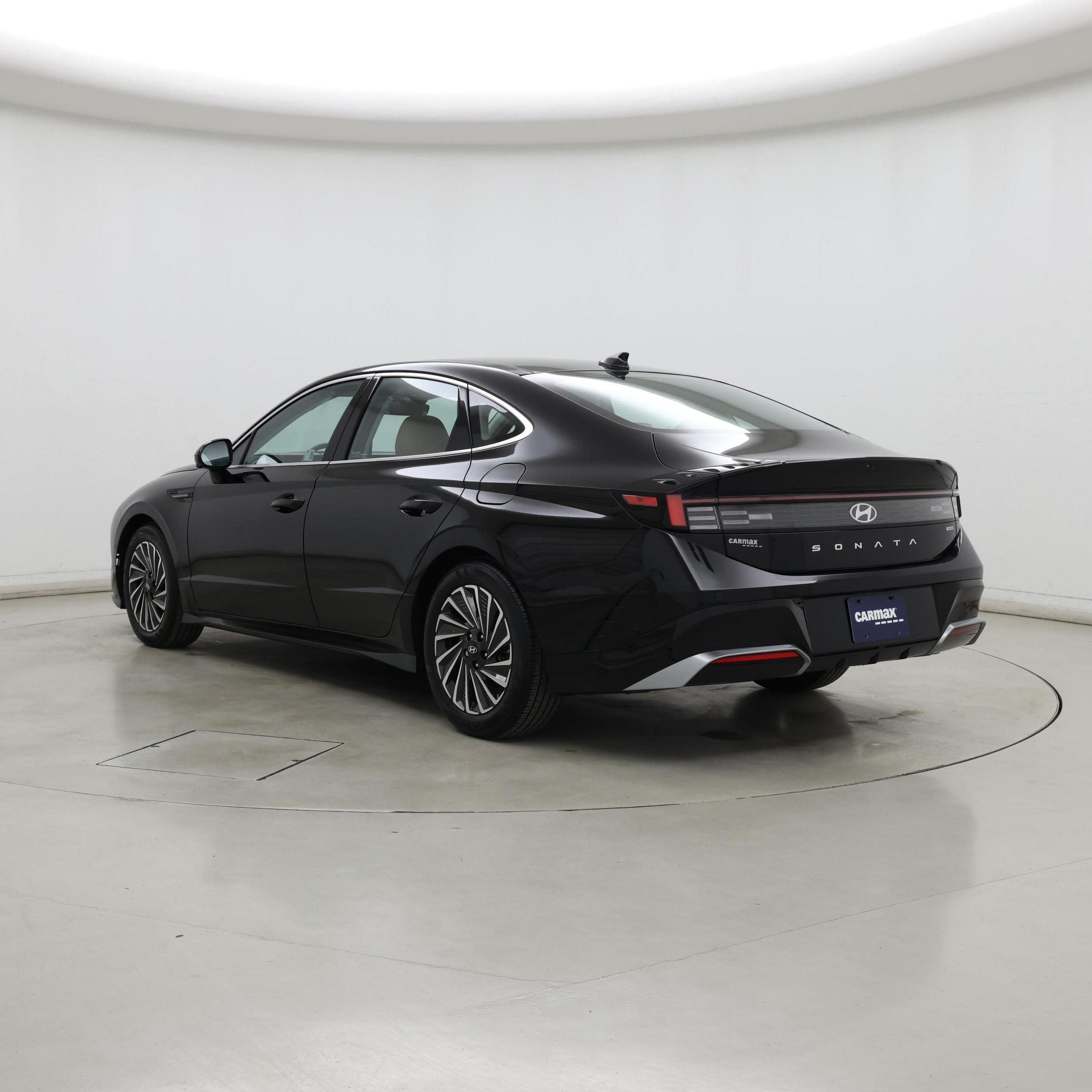 Thumbnail: 2024 Hyundai Sonata - 2